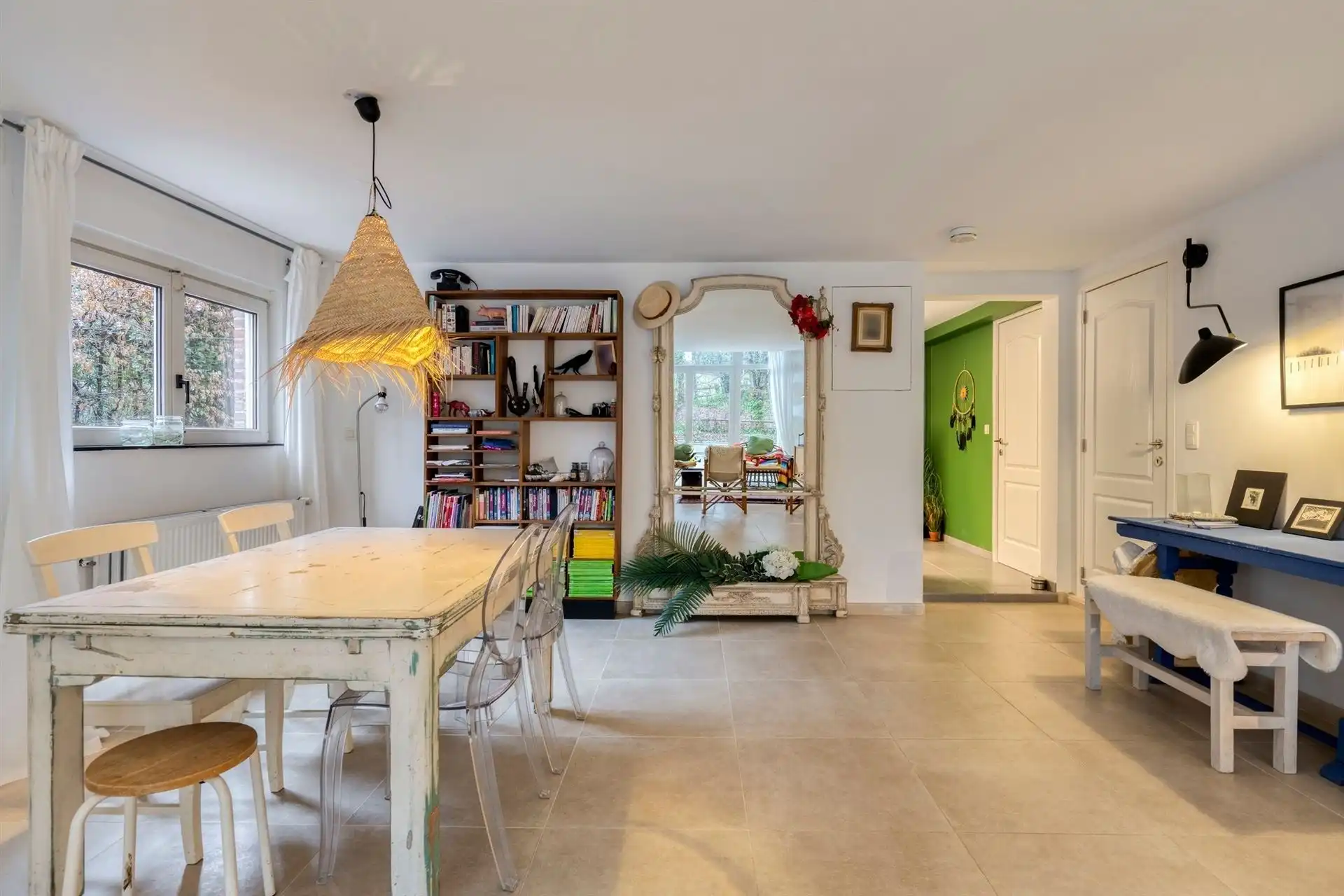 Volledig gerenoveerde hedendaagse villa ±487 m² in de Marnix wijk foto 18