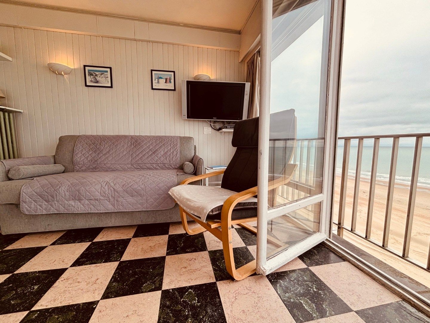 Gezellig hoekappartement op de Zeedijk met 180° panoramisch zicht  foto 11
