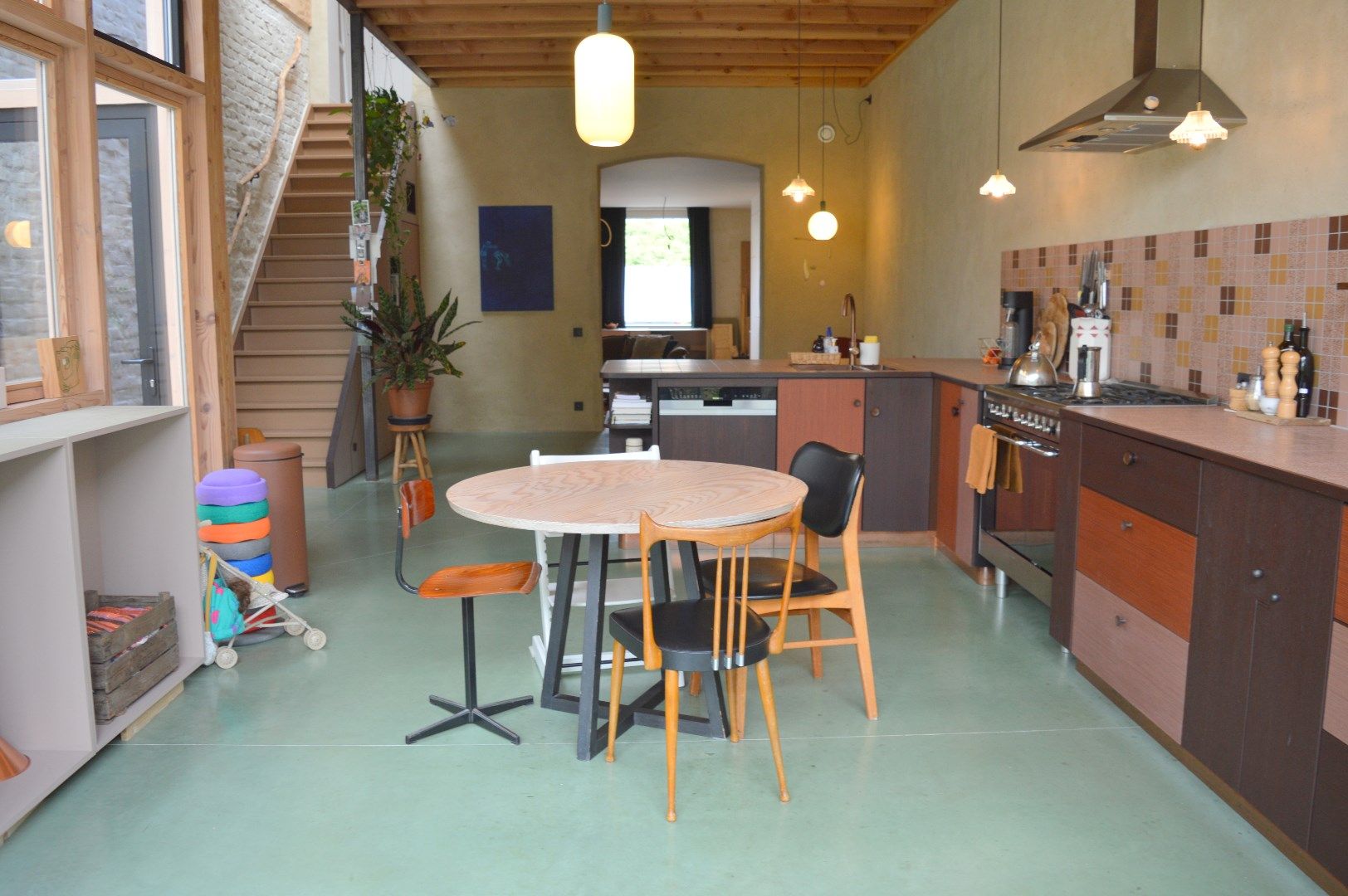 Unieke rijwoning met tuin, garage en 3 slaapkamers in Zwevegem foto 11