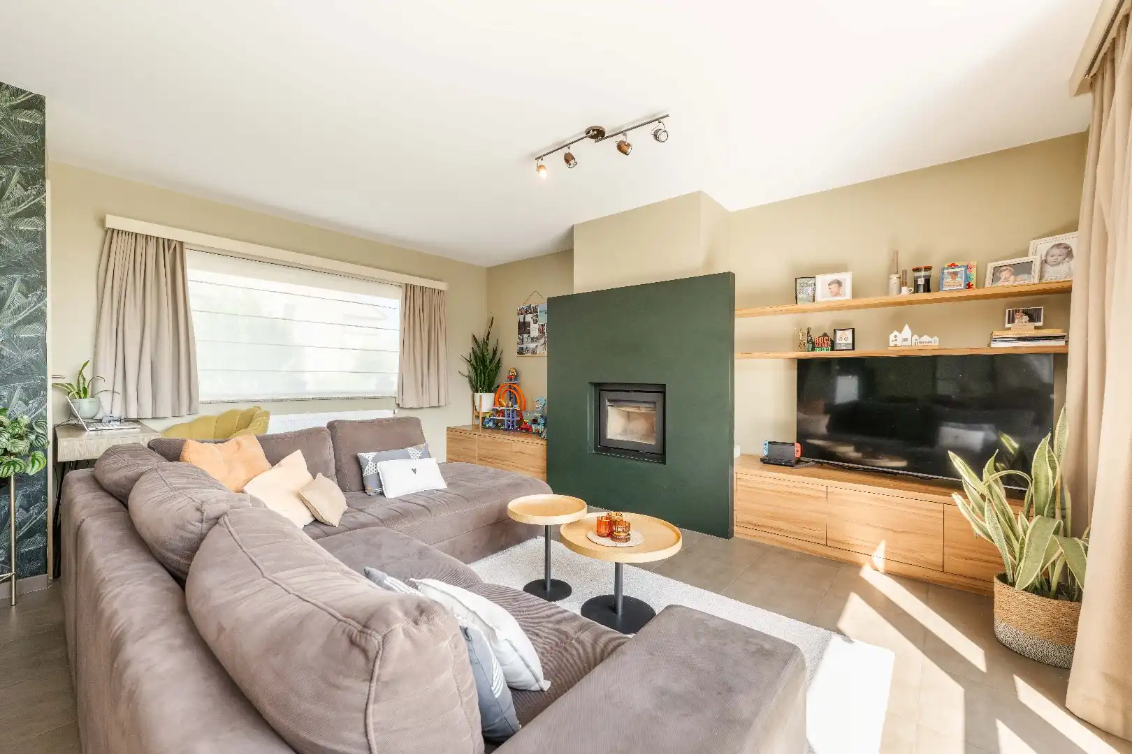 INSTAPKLARE GEZINSWONING  3 SLPKS | TUIN & TOEGANG ACHTEROM foto 4