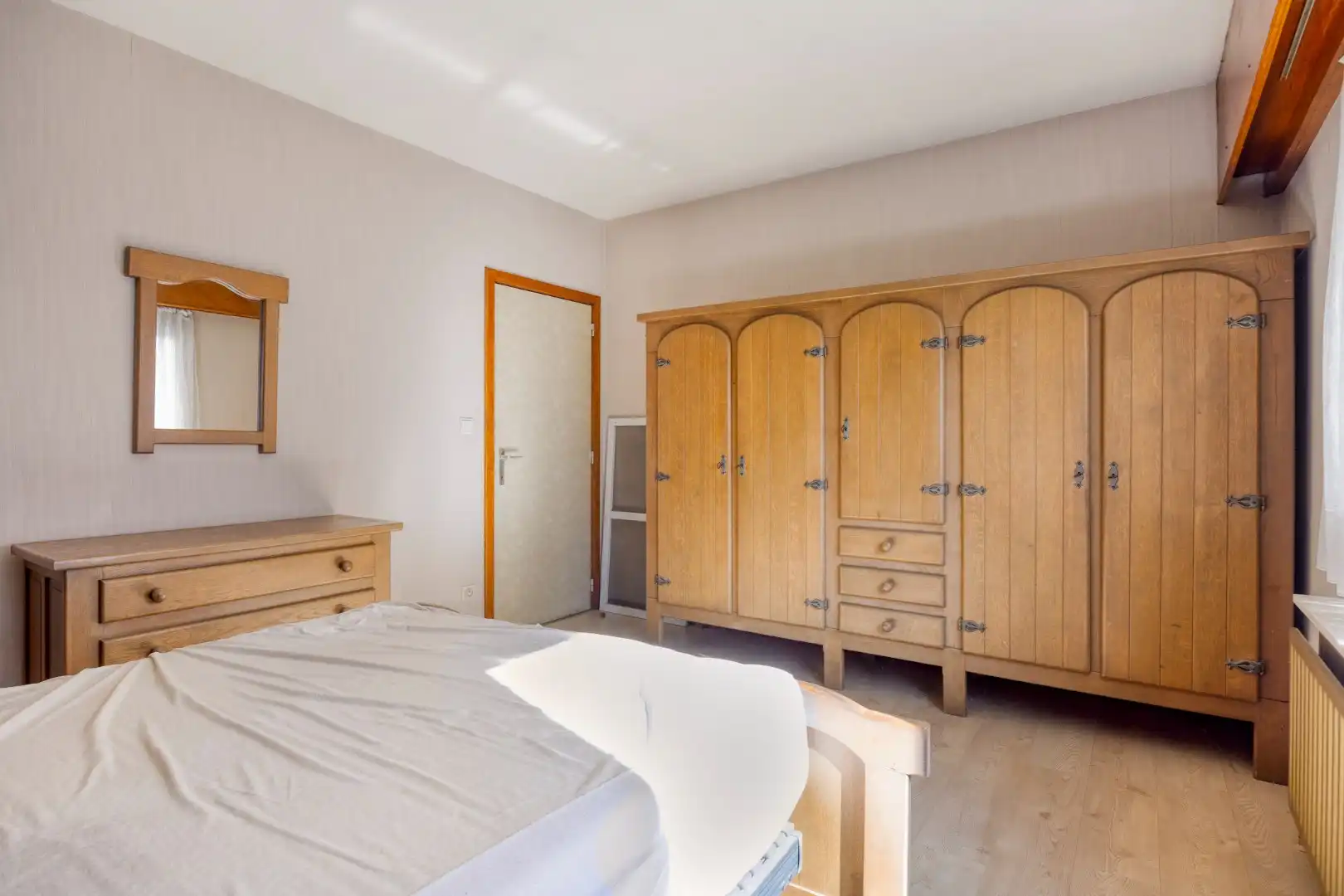 Goed onderhouden ruim ingedeelde woning met 3 slpks + zolder foto 14