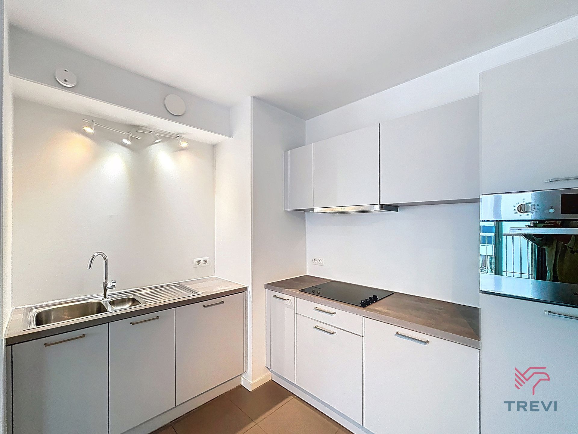 Studio met slaaphoek in Tour & Taxis foto 6