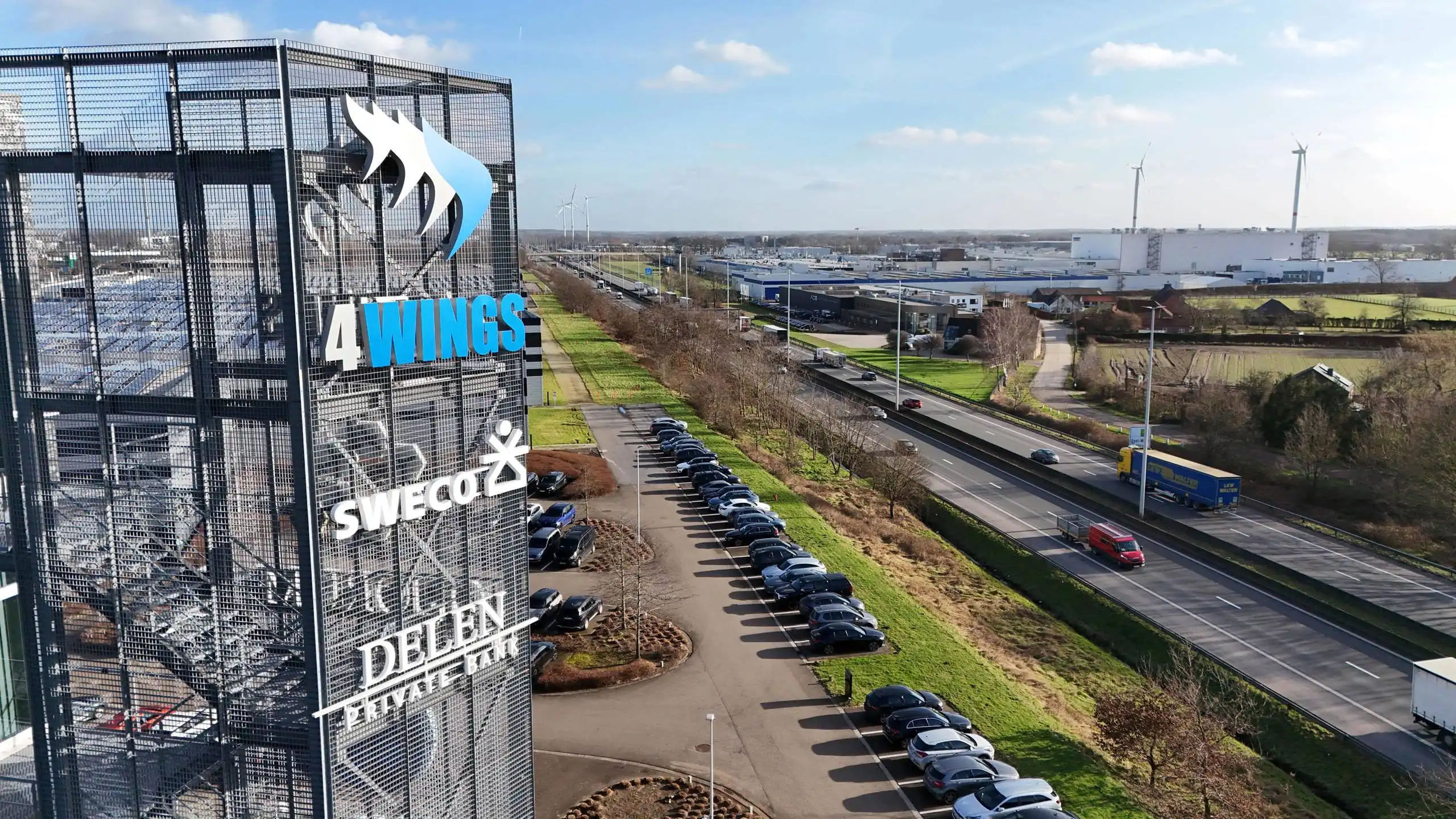 Ruim en Licht Kantoor met Uitzicht op de E313 foto 16