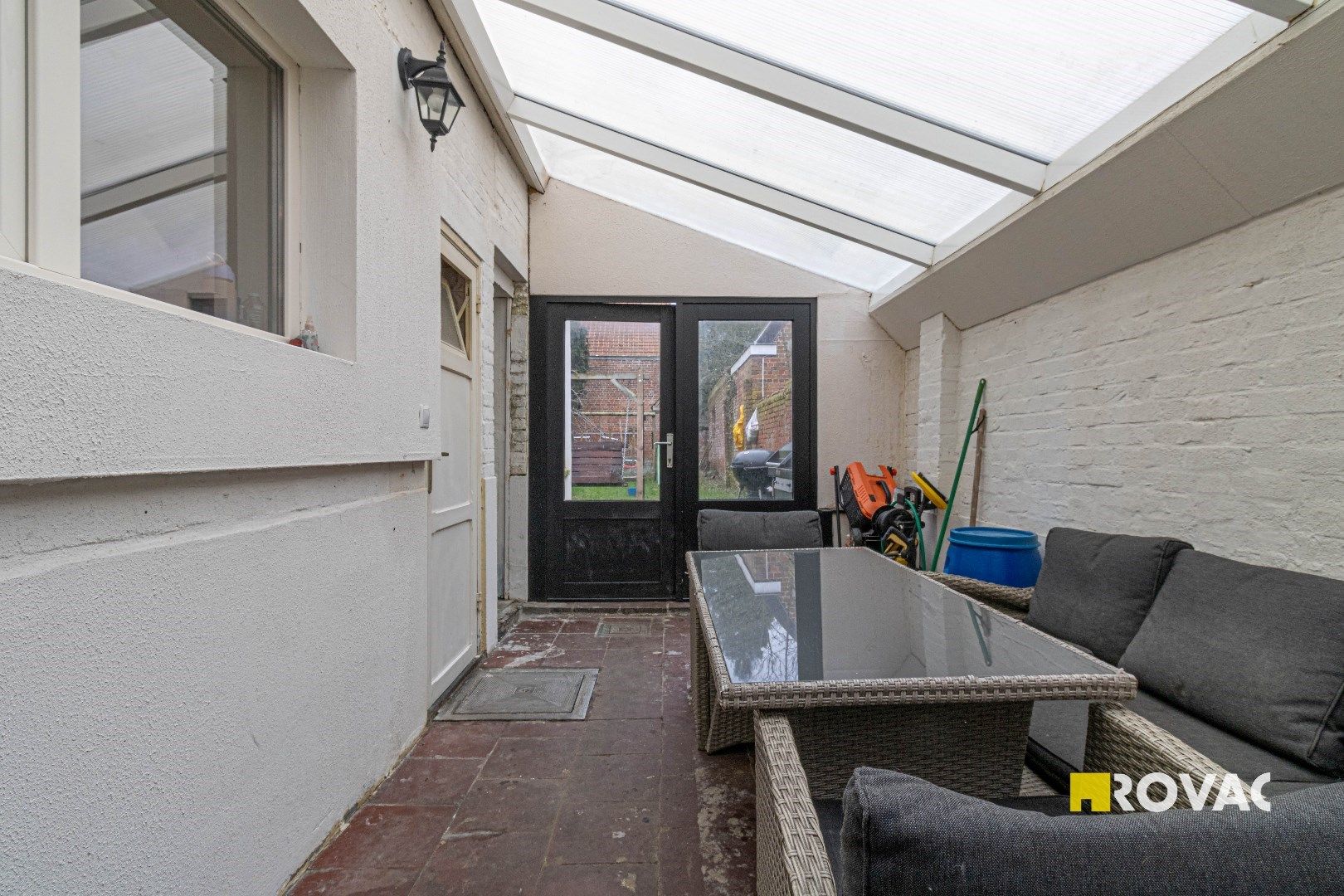 Verrassend ruime woning in centrum Izegem met 4 slaapkamers en tuin foto 12