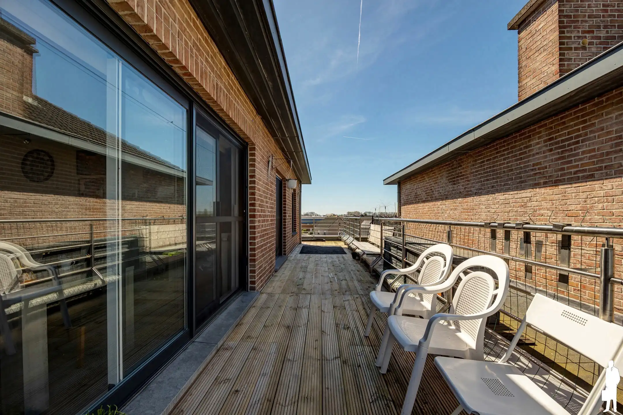 Penthouse met 3 slpk & dubbele garage te Melsele foto 9