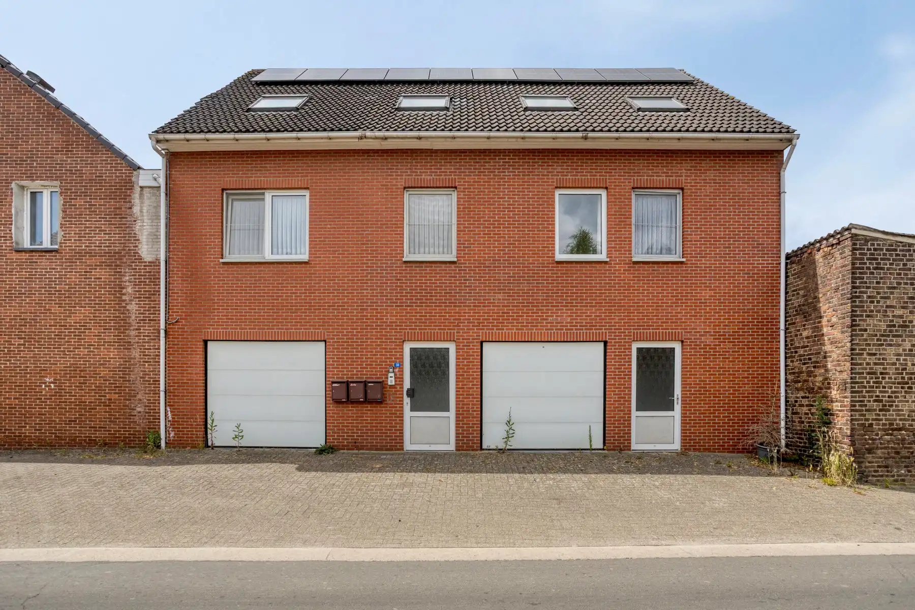 Ruime woning in Meeswijk foto 2