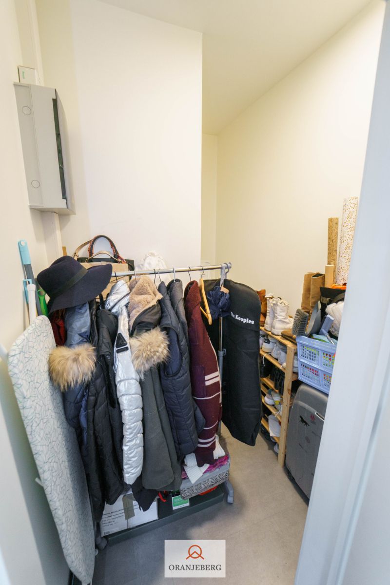 Uniek gelegen gerenoveerd appartement in hartje Gent op het Sint-Baafsplein foto 26