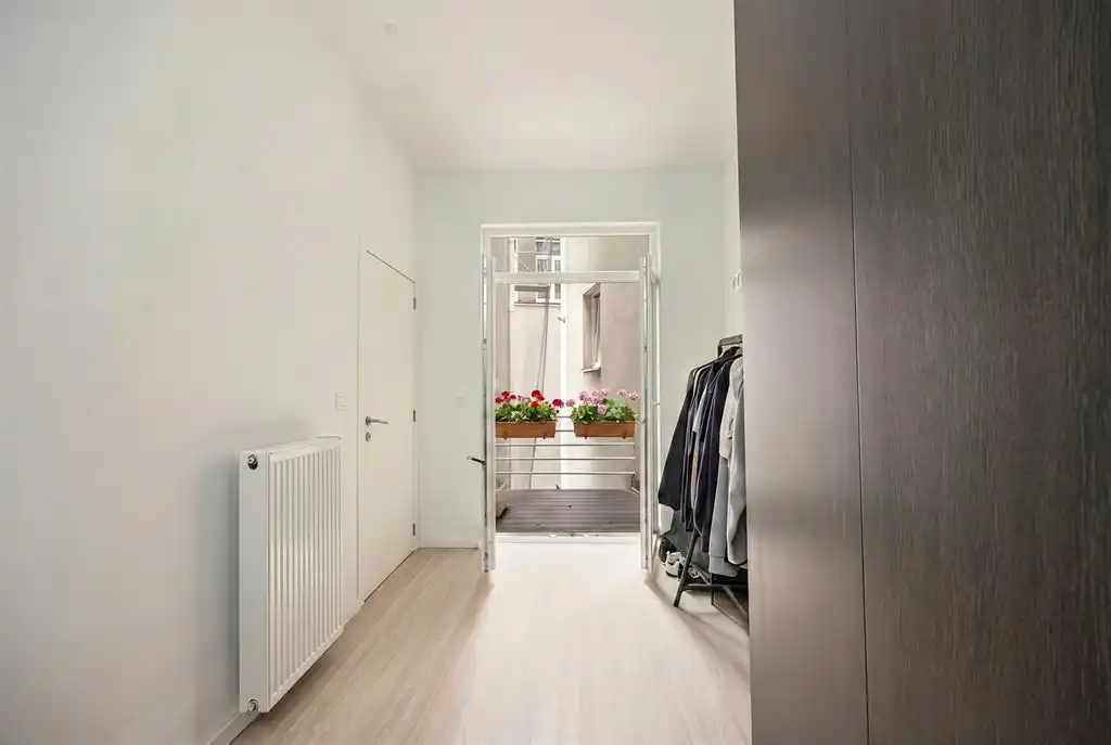 Instapklaar appartement met terrasje foto 11