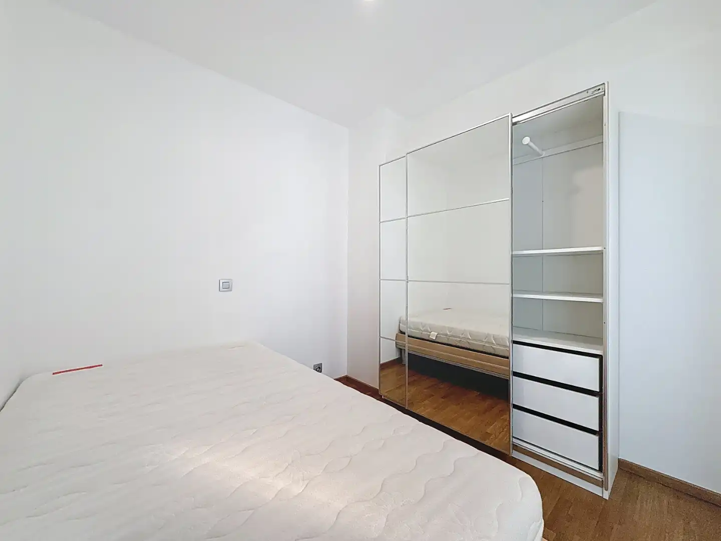 Lichtrijk appartement  op het 15de verdiep met frontaal zeezicht te Nieuwpoort. foto 9