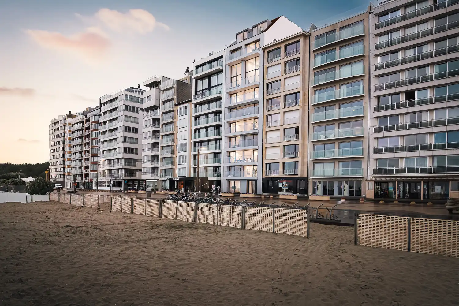 Residentie HEYS ultieme luxe van wonen aan zee in Knokke-Heist. foto {{pictureIndex}}