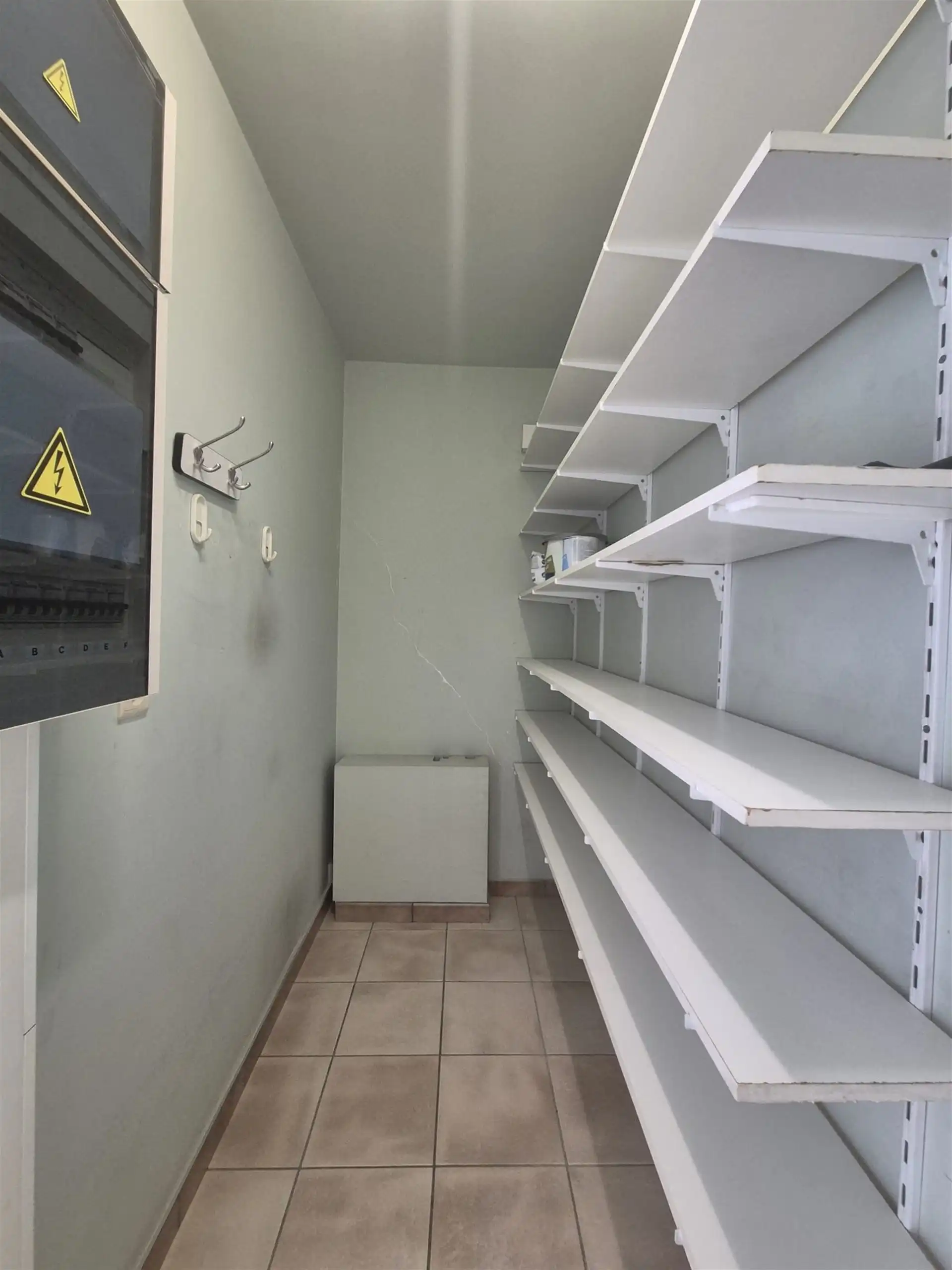 Ruim appartement met 2 slaapkamers, groot terras en garage foto 23