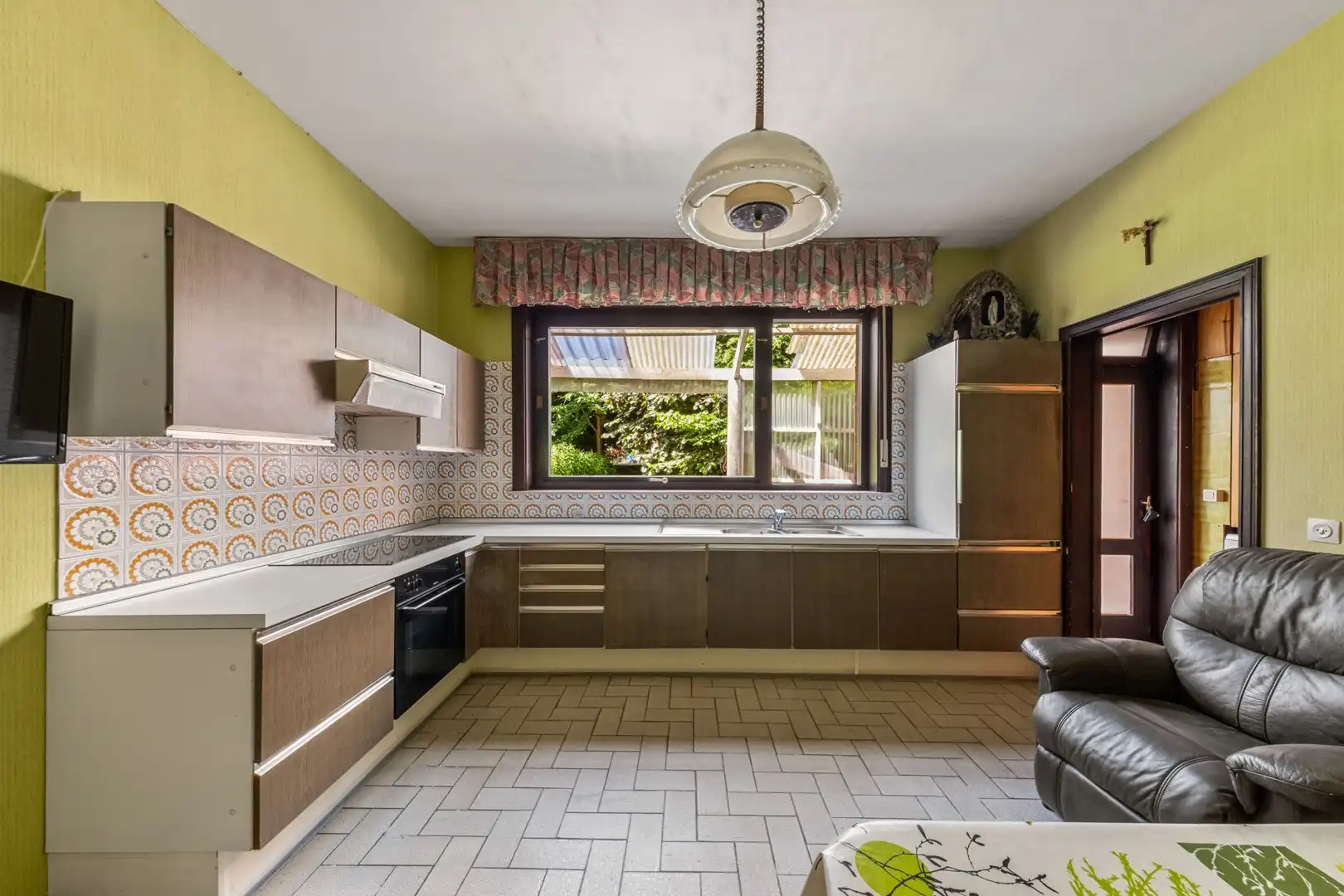 Riante burgerwoning met 5 slaapkamers en atelier te Nederbrakel foto 12