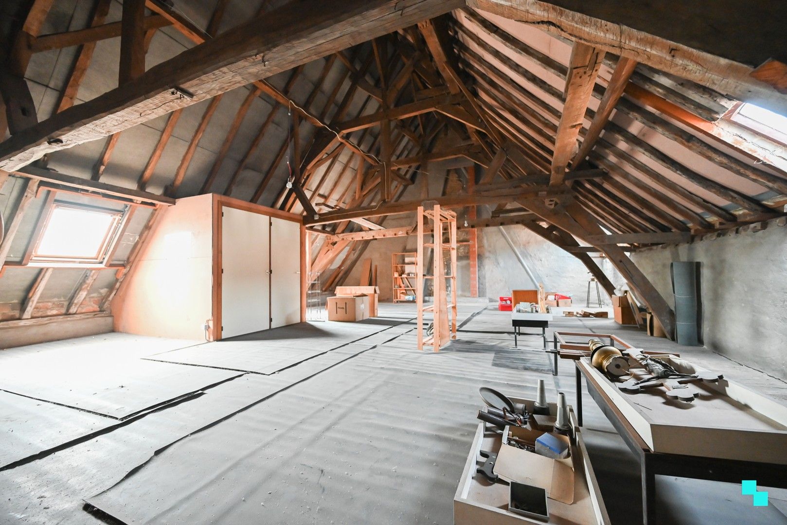 Wonen in erfgoed, zicht op het groen, midden in de stad Izegem. foto 29
