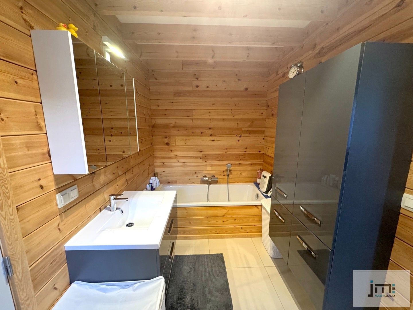 Energiezuinige woning op rustige locatie foto 7