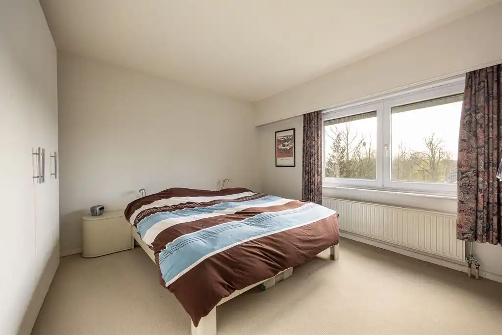 Groot hoekappartement met bijzonder veel lichtinval op de 3e verdieping foto 13