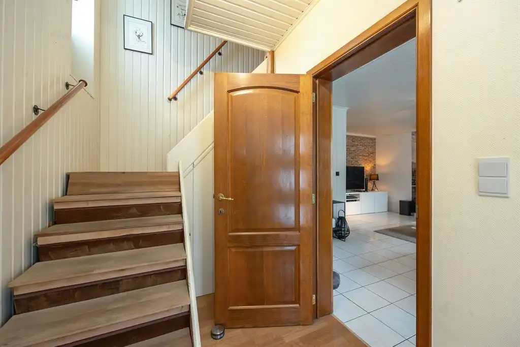 Woning met grote tuin op centrale locatie foto 13
