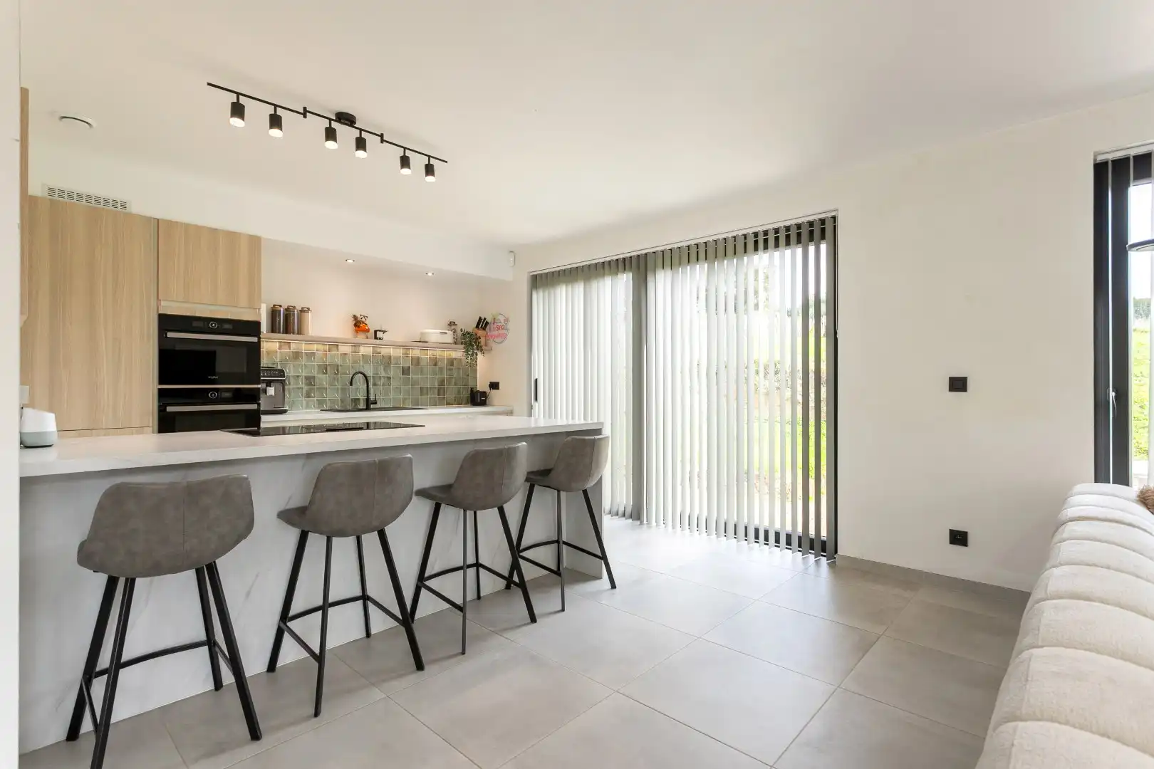 Recente woning (EPC A) met 3 slpks, garage en tuin op 7are foto 10