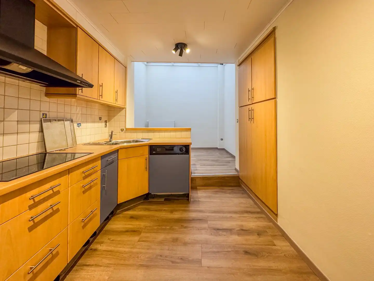 Verrassend ruime woning met 3 slaapkamers en polyvalente ruimte. foto 13