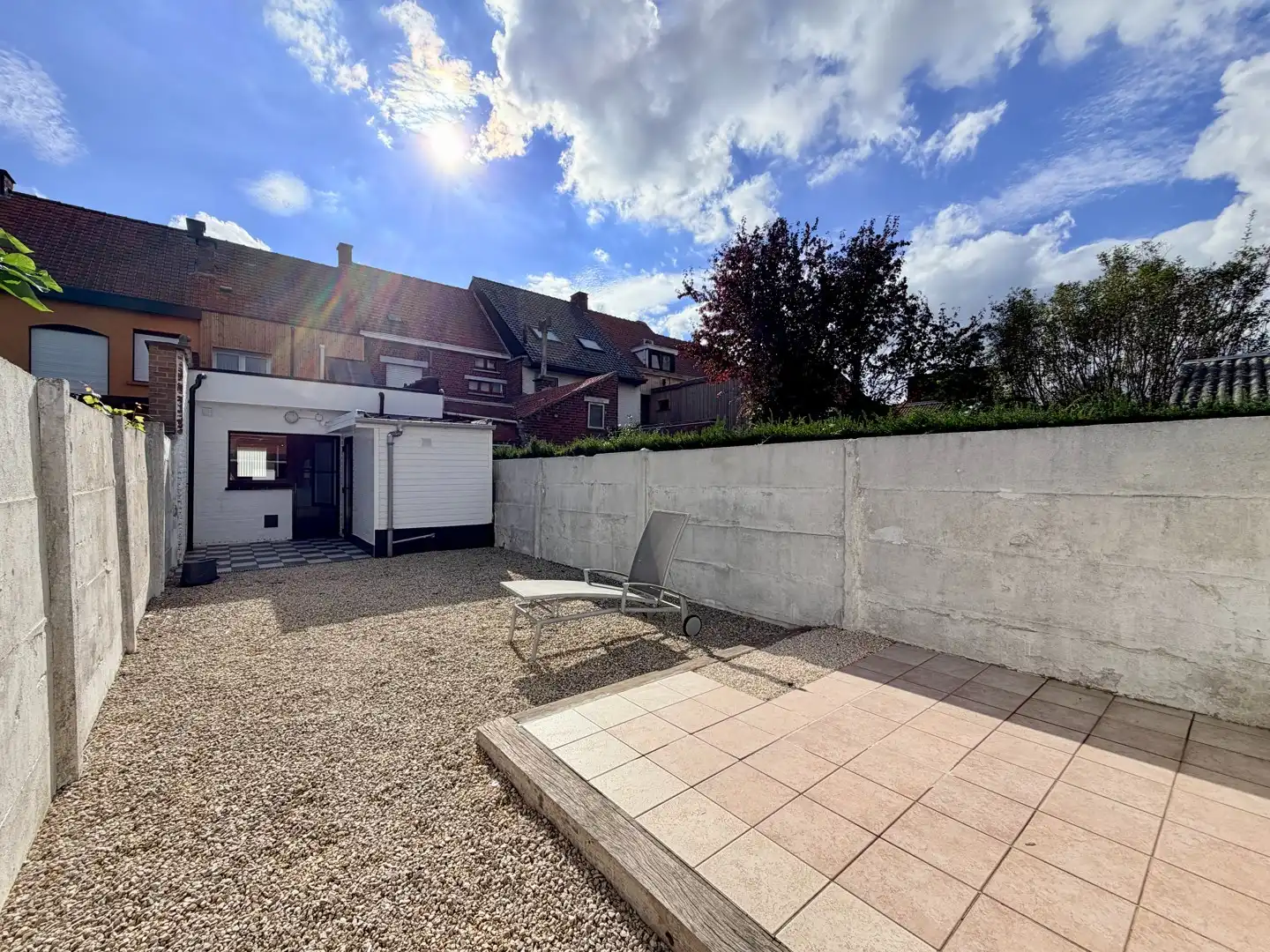Recent opgefriste woning met 2 slaapkamers en tuin te Roeselare! foto 9