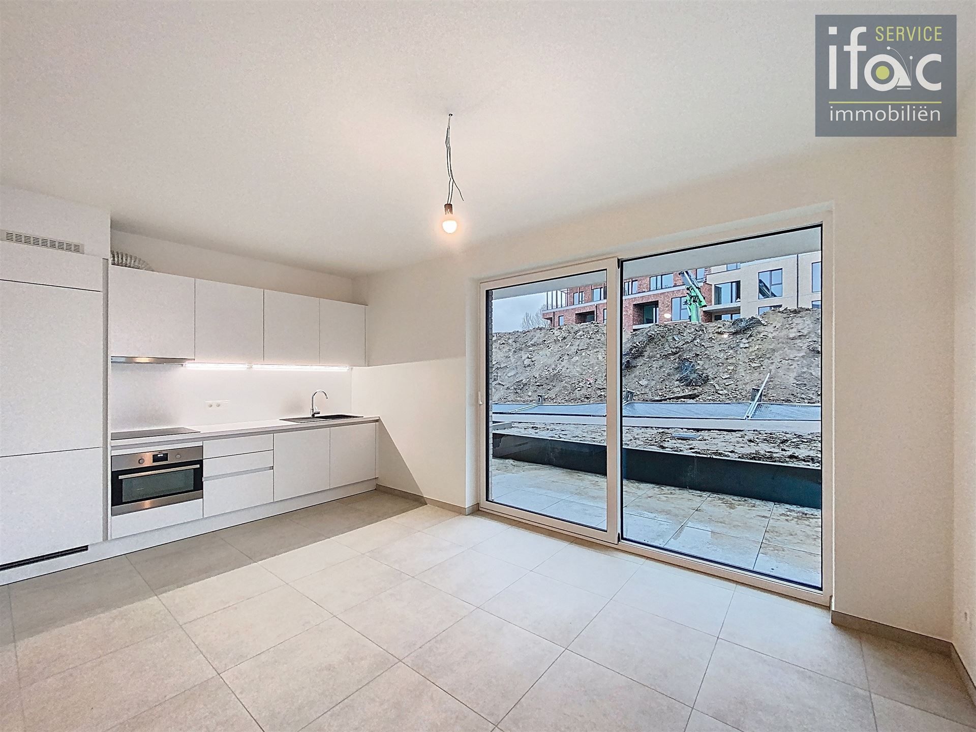 Nieuwbouw appartement met terras en ondergrondse staanplaats foto 3