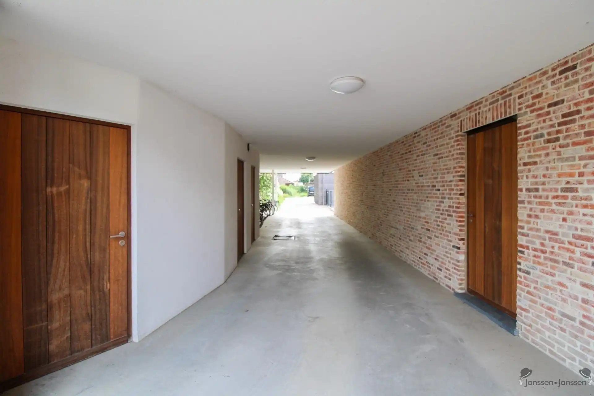appartement 1e verdieping, 3 slpks, 2 badk, 2 parkings foto 23
