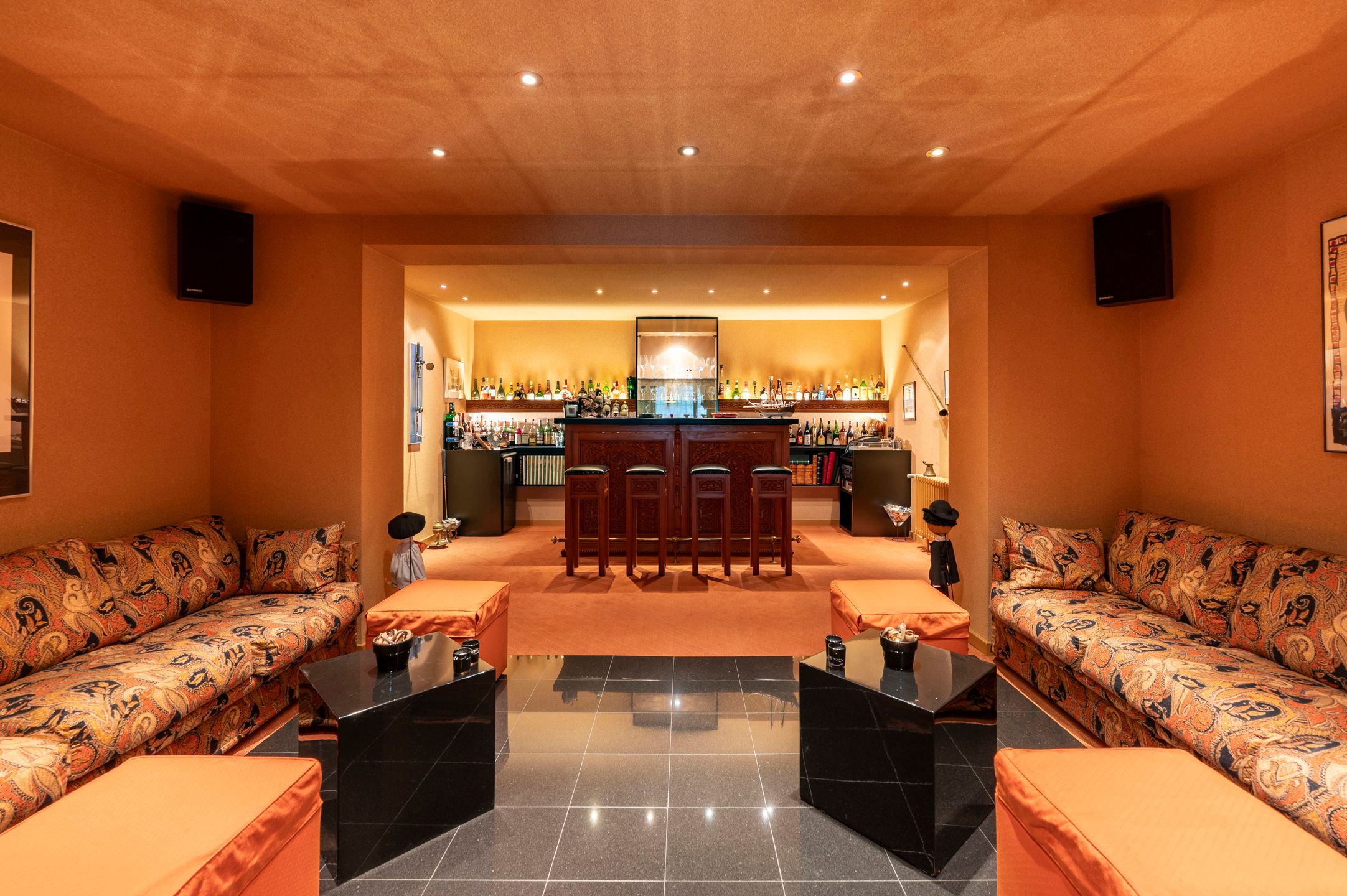 ANTWERPEN - Authentieke meesterwoning met vier garages foto 14