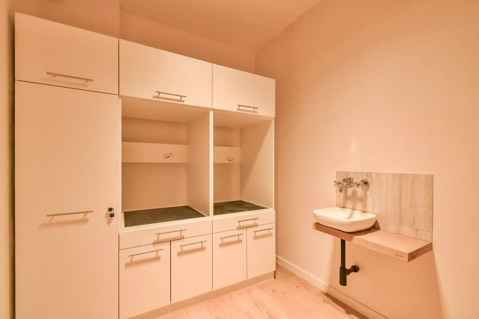 Instapklare woning in hartje Hertsberge! foto 9