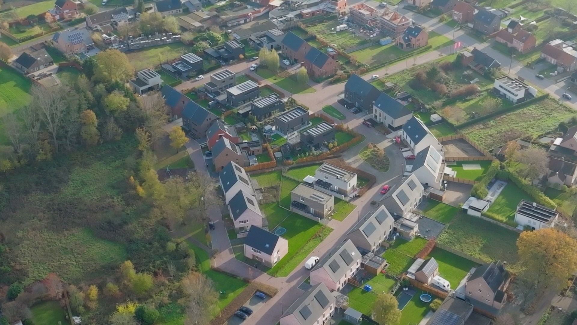 Energiezuinige halfopen bebouwing met 3 slpk’s en zongerichte tuin foto 9