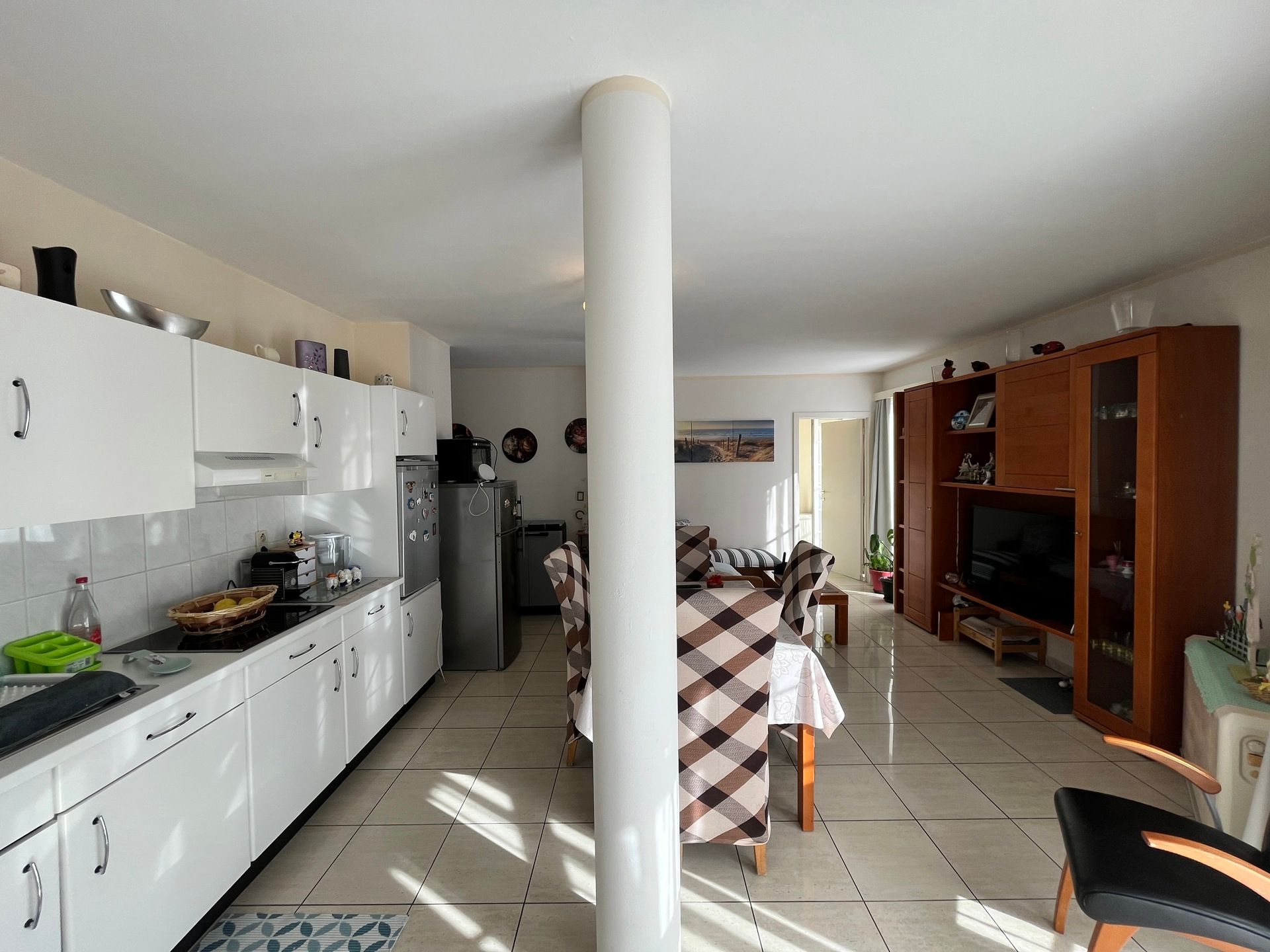 Gelijkvloerse kantoorruimte - 60m² foto 2