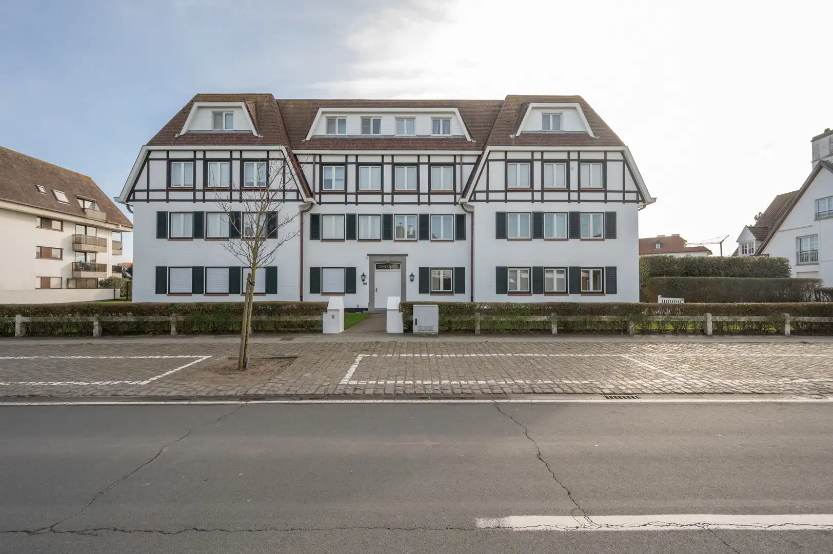 Exclusief hoekappartement in het Zoute ter hoogte van de Wandeldijk. foto 26