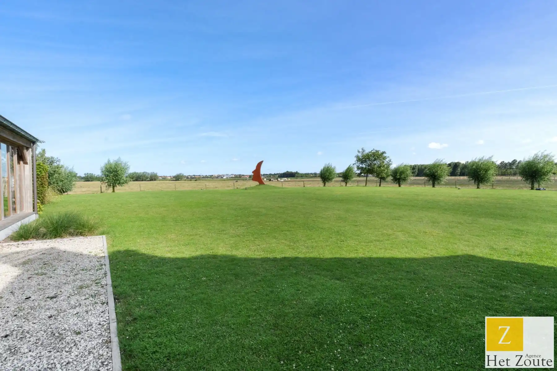 Prachtige villa gelegen op een ruim perceel van 2.648 m² foto 25