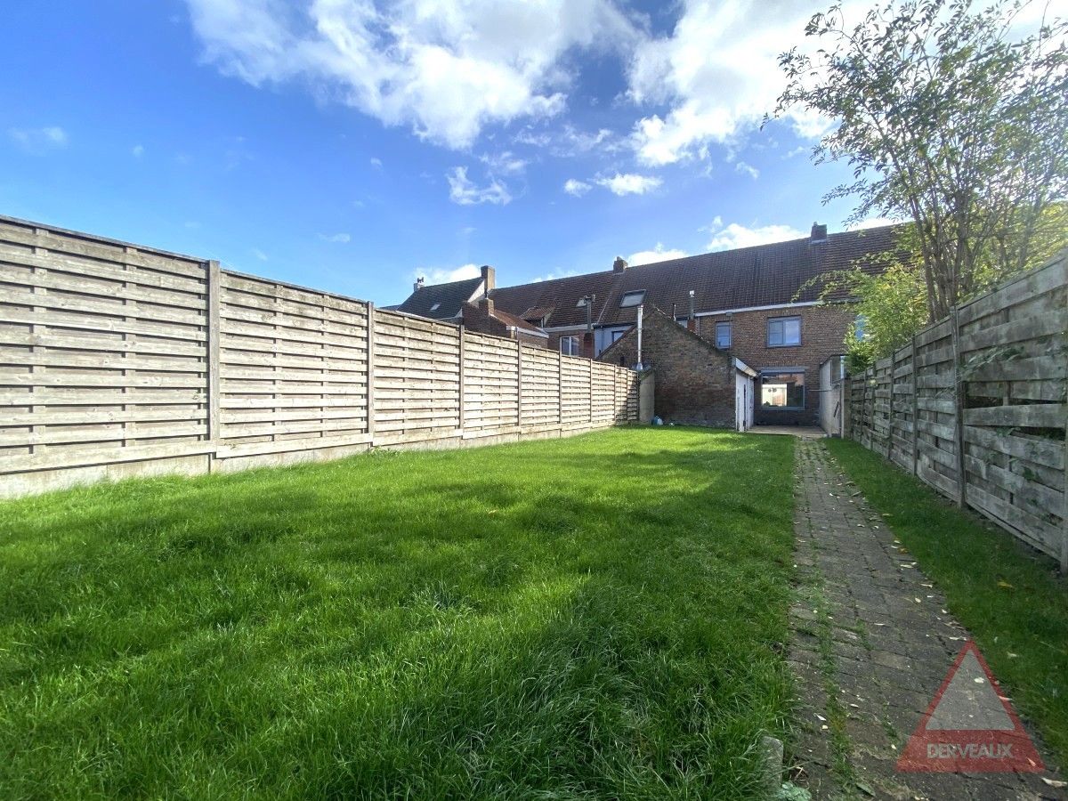 Zonnebeke - Woning met diepe tuin en dubbele garage in het centrum foto 12