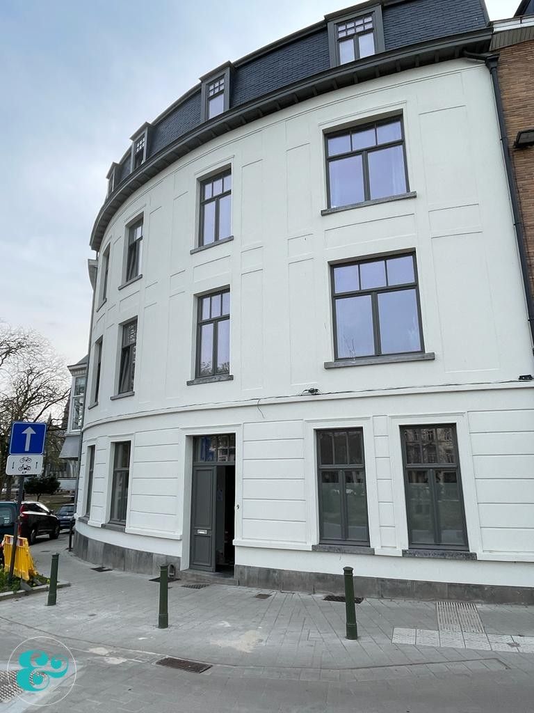 Bemeubelde studio in het centrum van Gent te huur foto 8