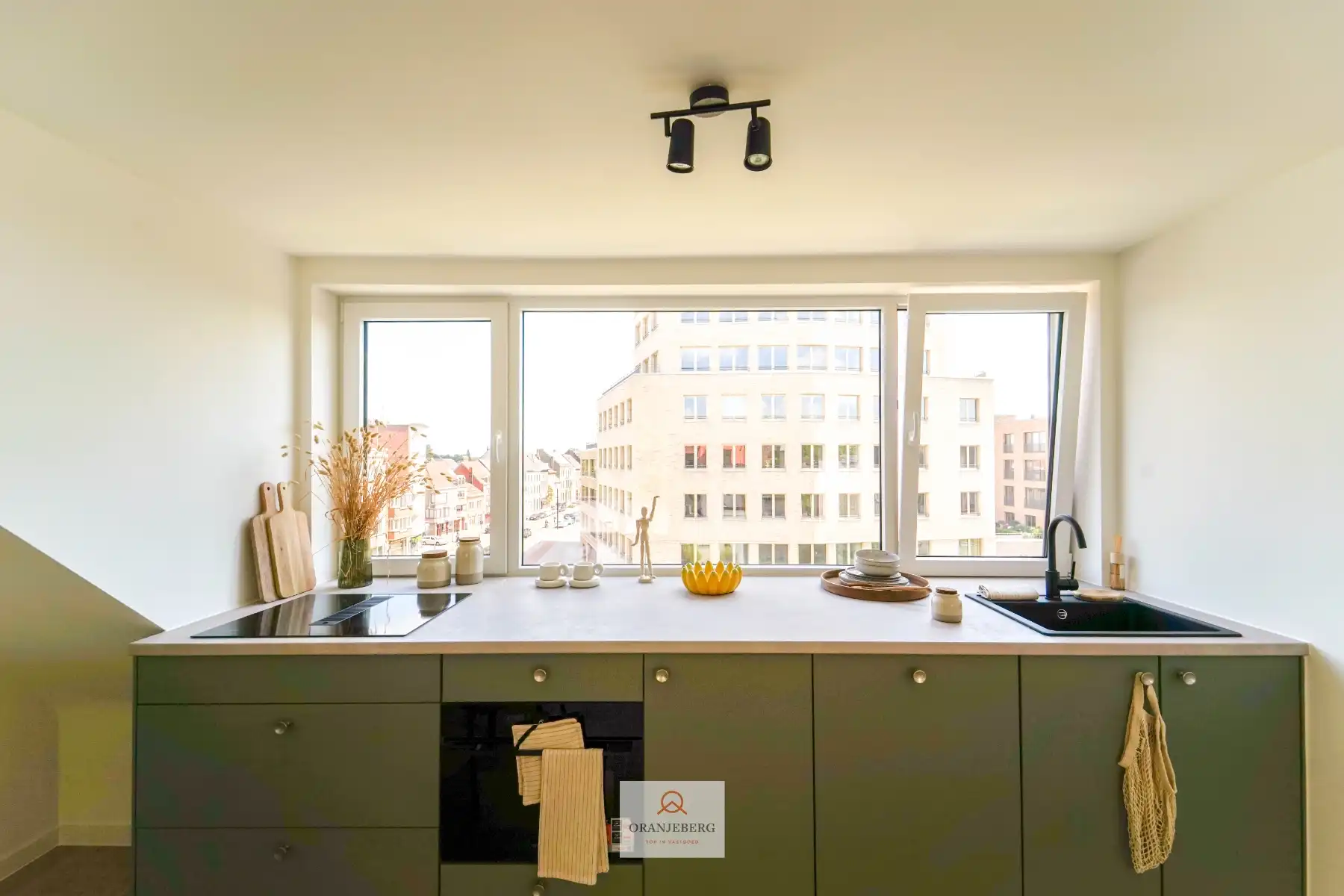 Gerenoveerd penthouse met zonnig terras in Gent foto 10