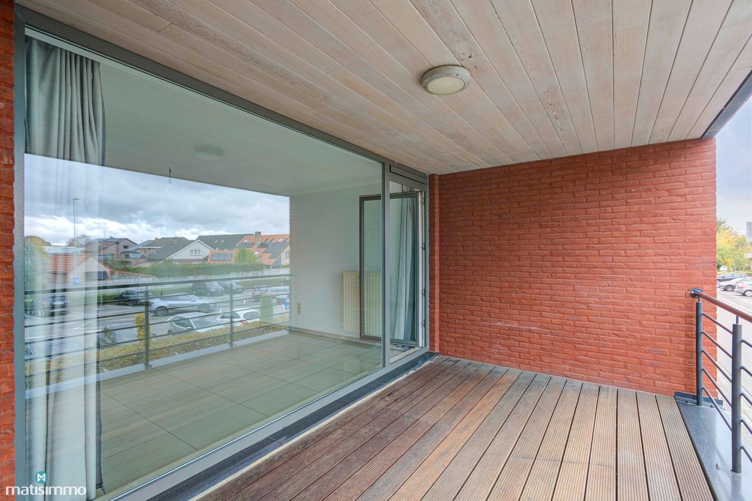 INSTAPKLAAR APPARTEMENT MET 2 SLAAPKAMERS EN AUTOSTAANPLAATS NABIJ STADSCENTRUM BILZEN foto 12