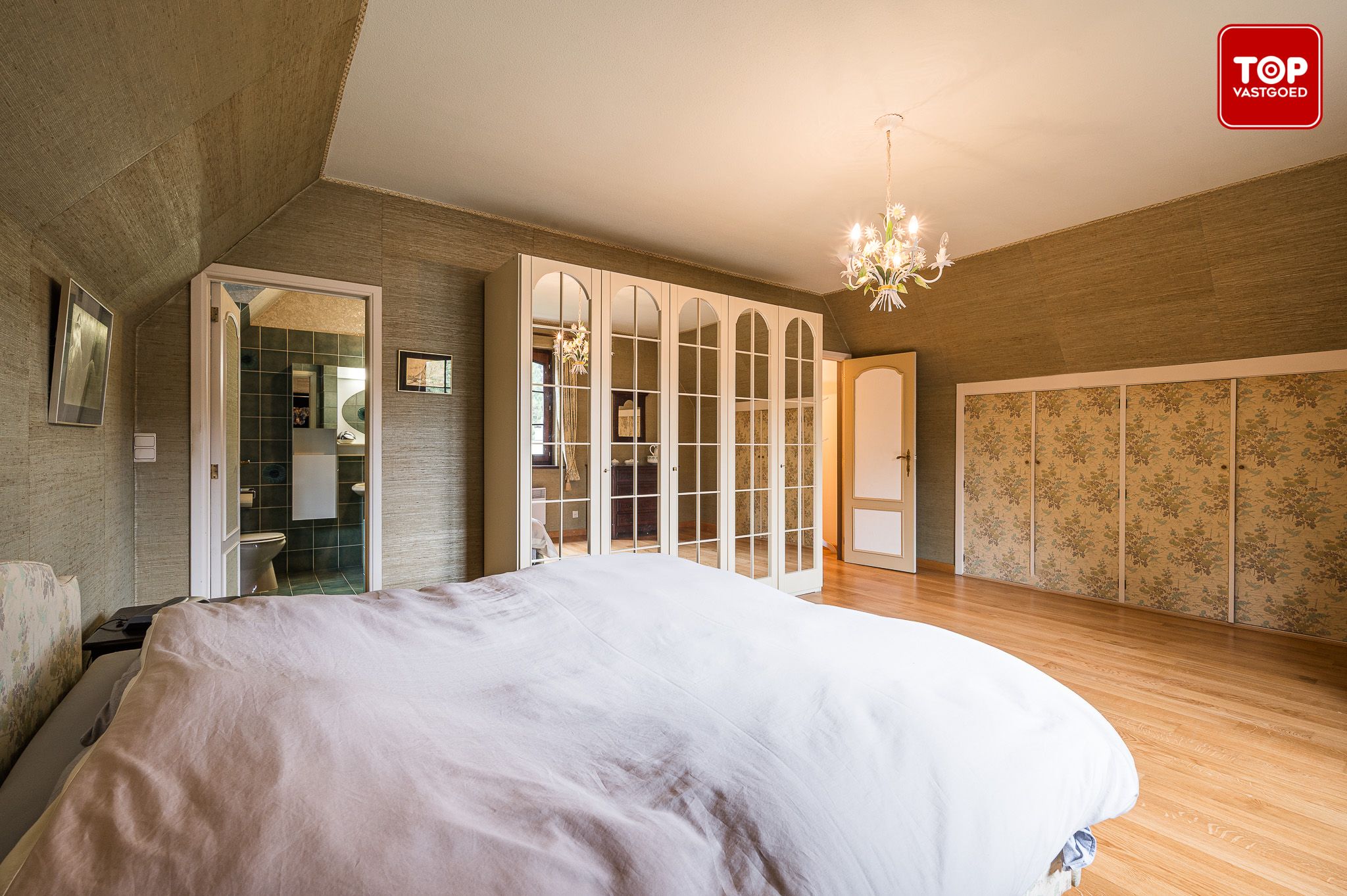 Statige villa met 4 slaapkamers op een perceel van 755m²  foto 23