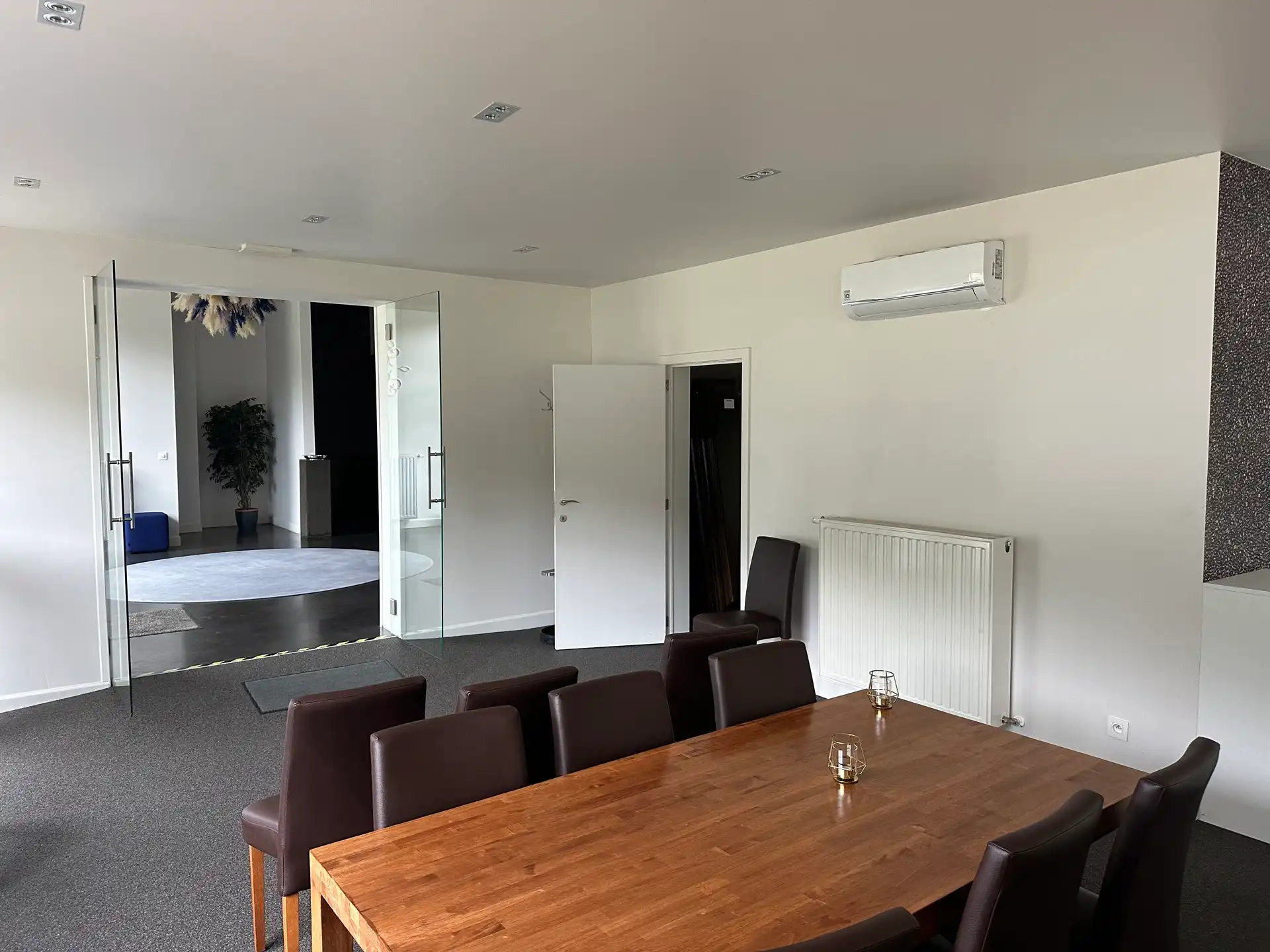 Commercieel te huur foto 16