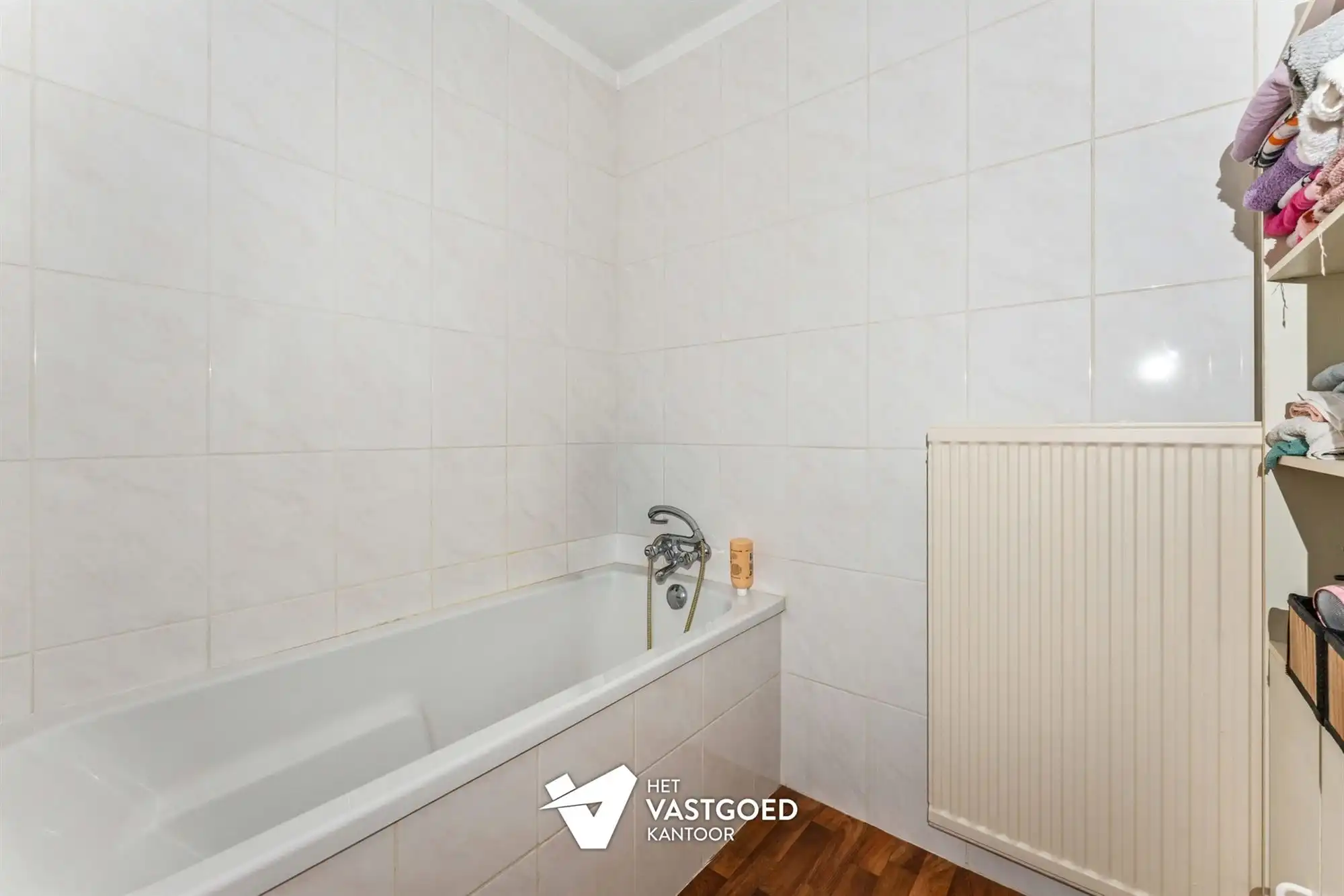 RUIM 2 SLAAPKAMER APPARTEMENT IN HARTJE BERINGEN CENTRUM foto 18