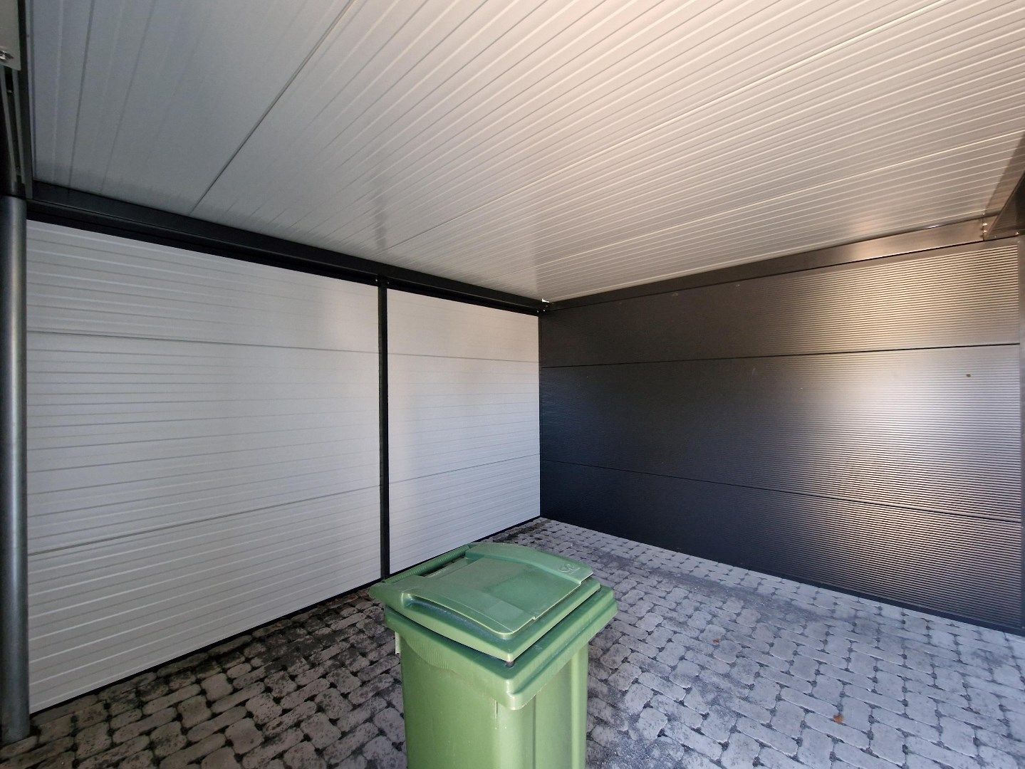 Zeer energiezuinig, lichtrijk en splinternieuw app met 2 slpks. foto 17