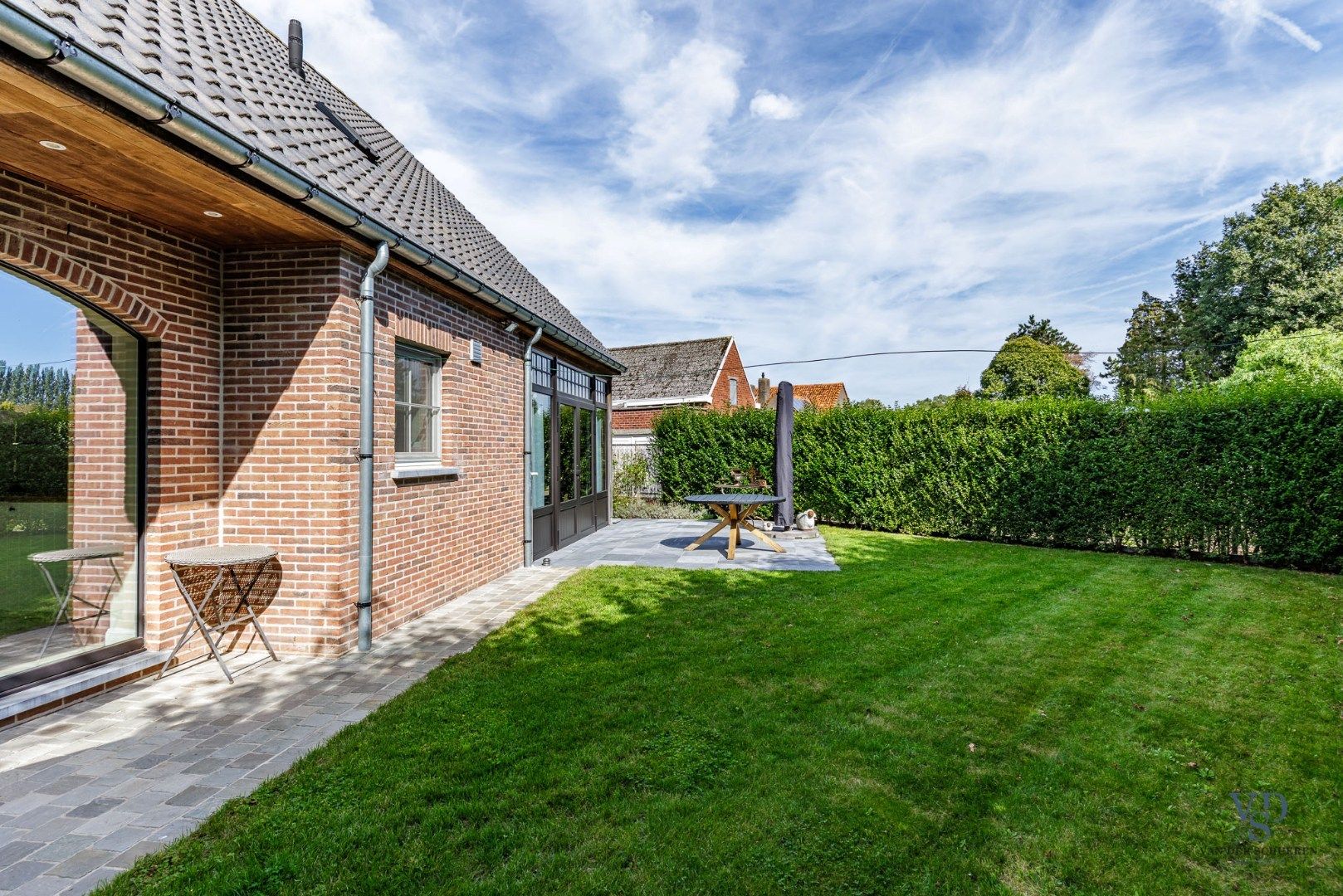 Hedendaagse villa in landelijke stijl foto 29
