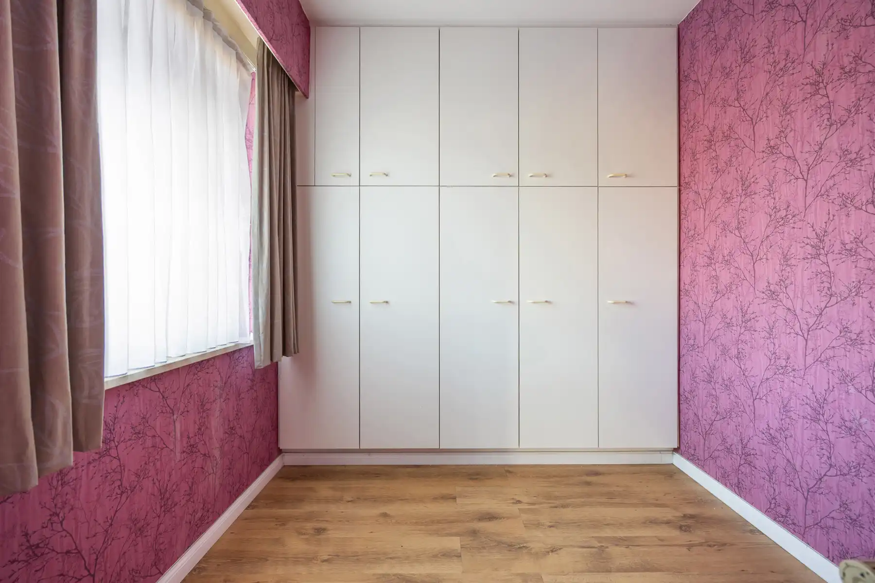 Ruim 2-slaapkamerappartement met lift, 2 terrassen en garage. foto 7