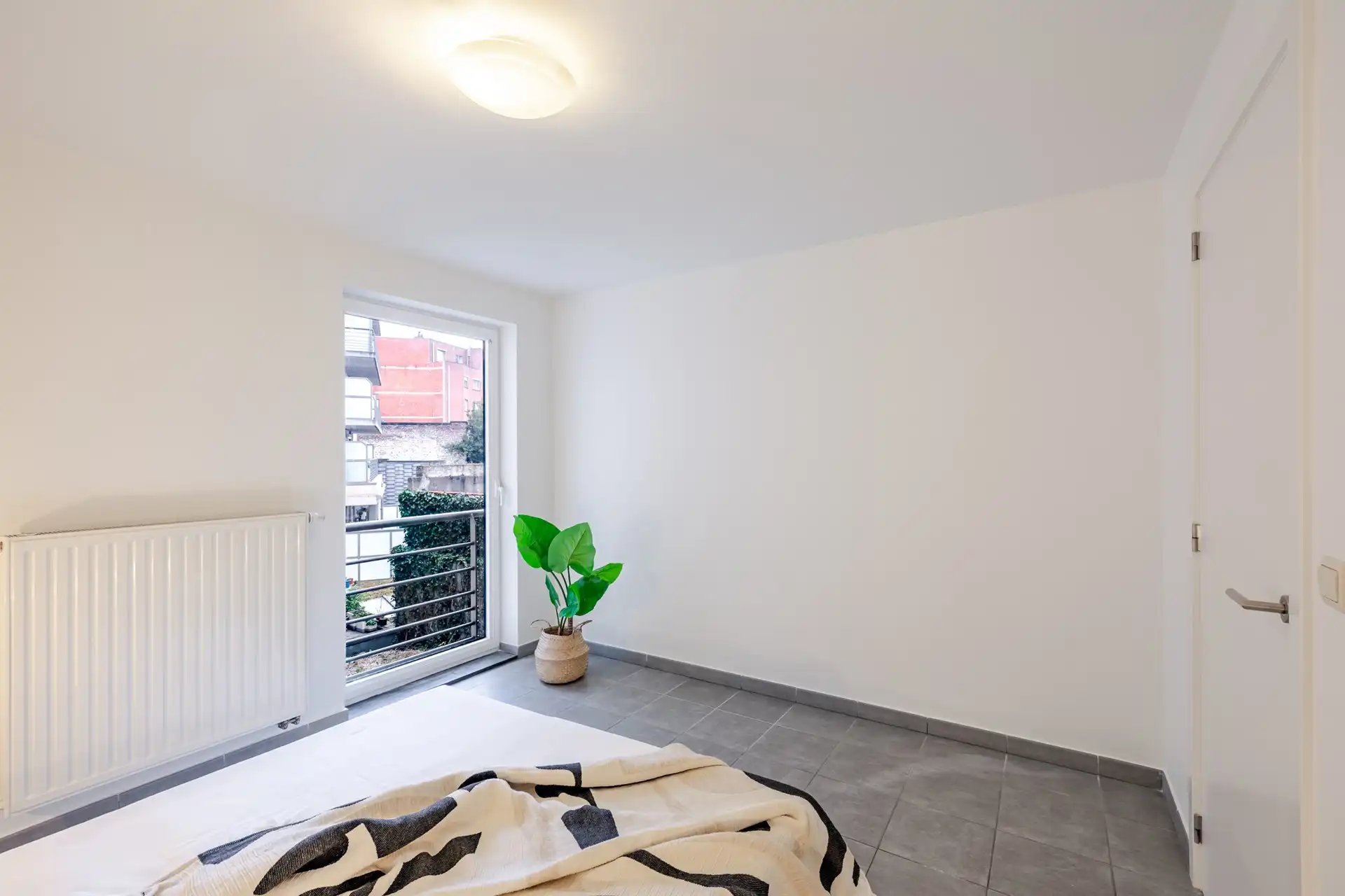 Praktisch ingedeeld appartement met twee slaapkamers op centrale ligging te Aalst foto 13