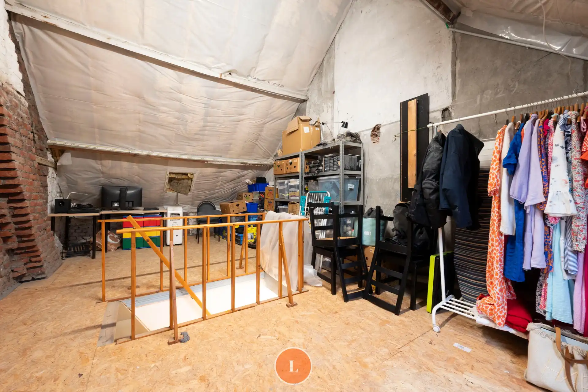 Instapklare stadswoning met 2 slaapkamers, ruime zolder en gezellige stadstuin foto 17