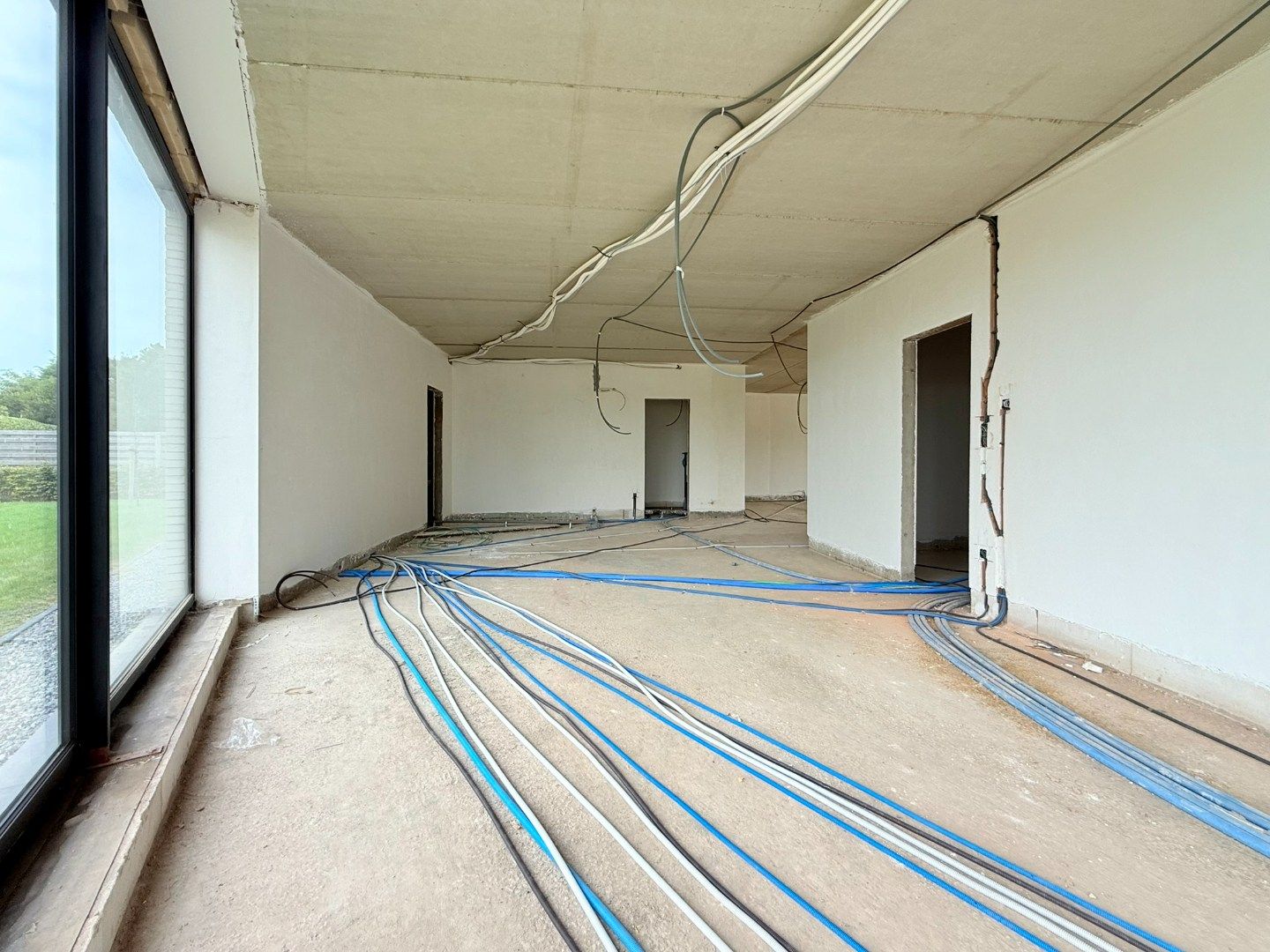 Centraal gelegen commerciële ruimte van 300 m² in Ham met parkeergelegenheid foto 14