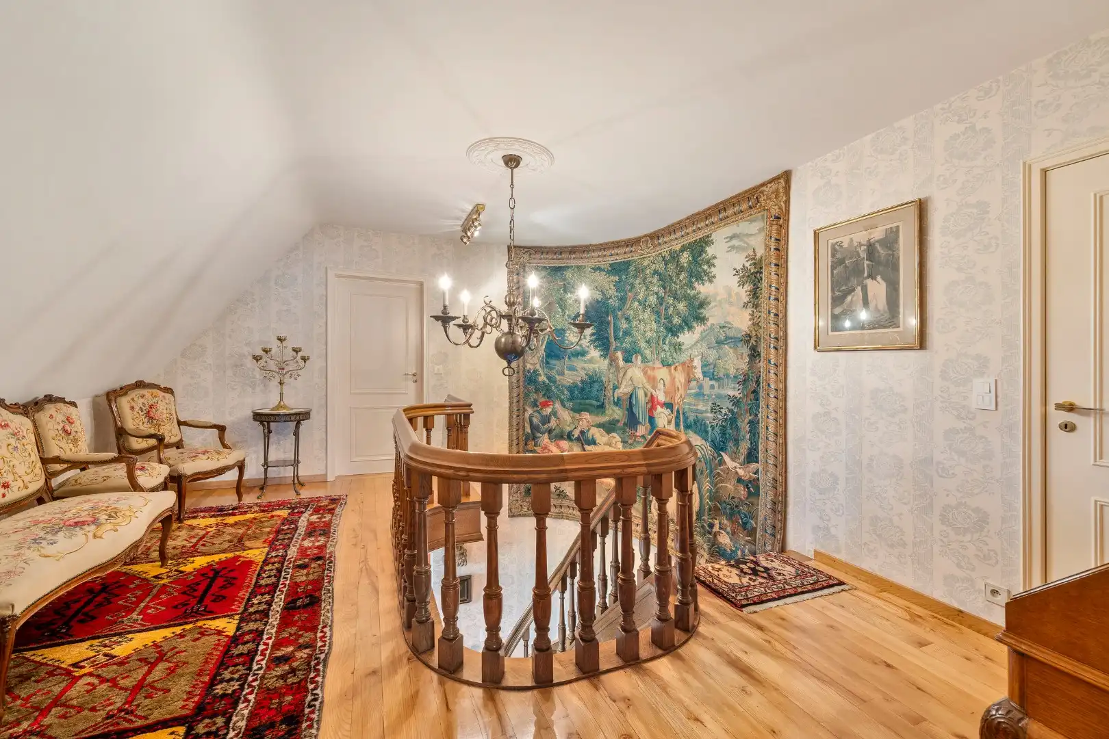 Unieke eigendom met 2 schuren, kapschuur, paardenstal en verzichten foto 47