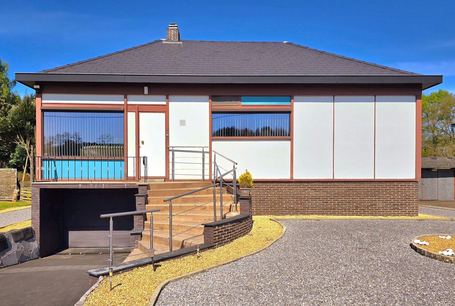 Hoofdfoto van de publicatie: Bungalow te koop