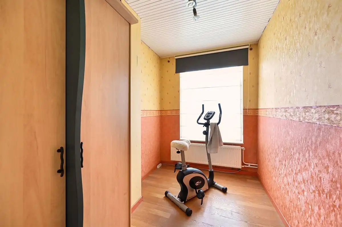 Bel-etage in zeer fijne woonwijk foto 15