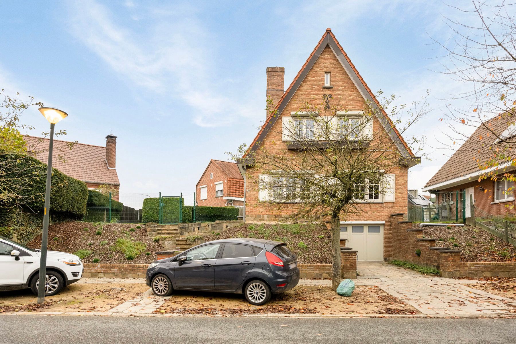 Goedgelegen, gerenoveerde villa met 2 kamers, garage & tuin! foto 44