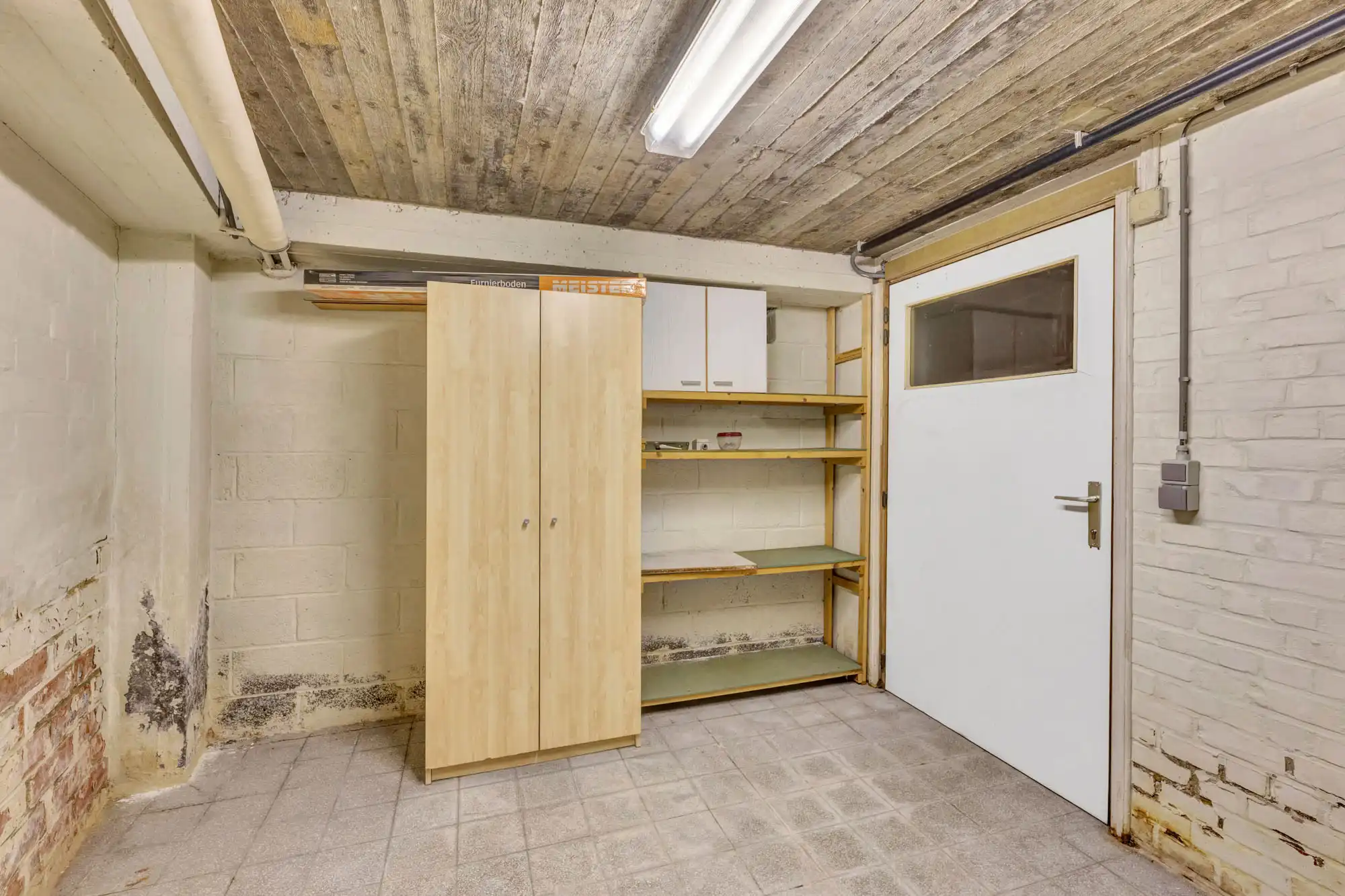 Ruim appartement aan het treinstation te Denderleeuw foto 19