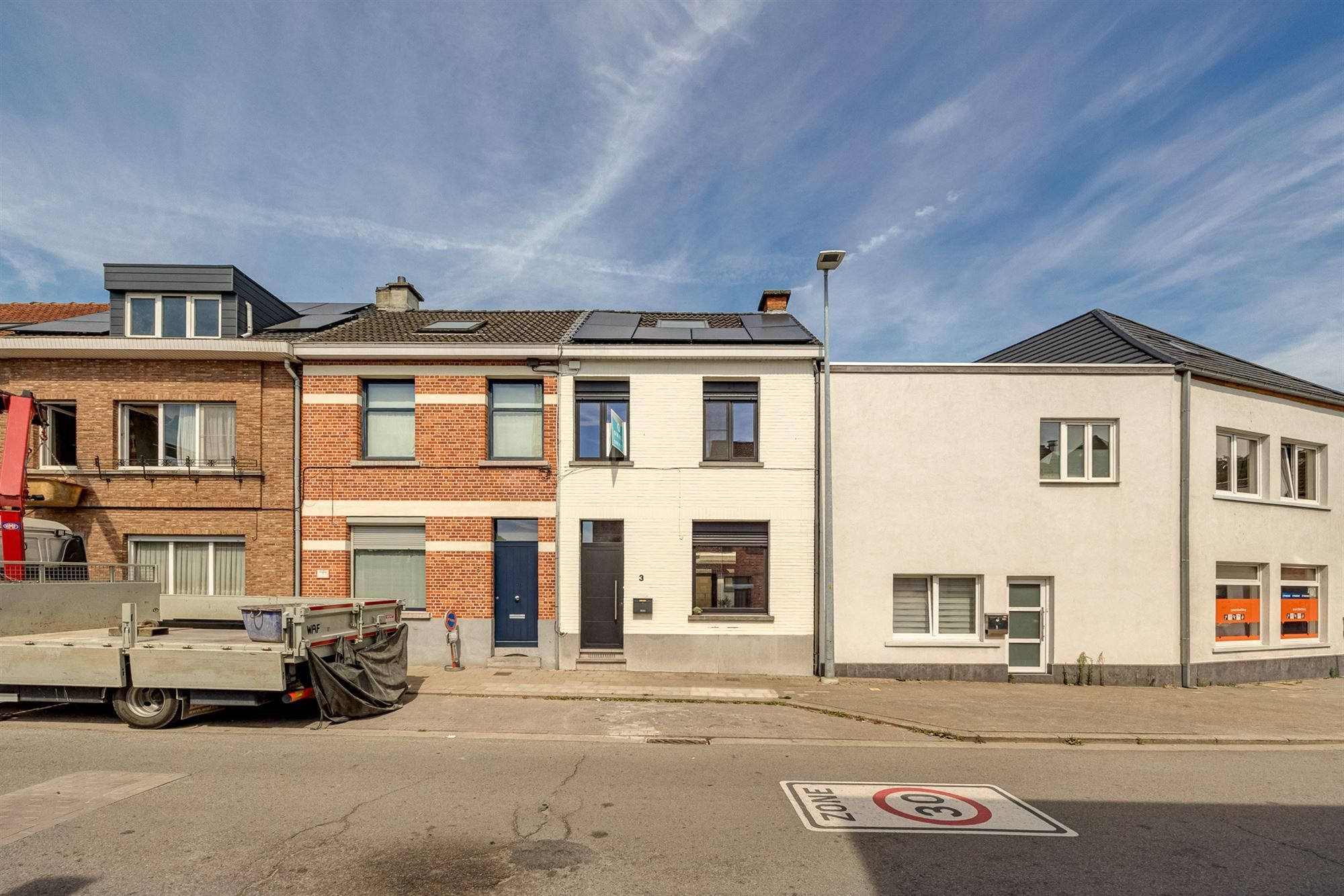 Instapklare woning met 3 slaapkamers en stadskoer foto 16